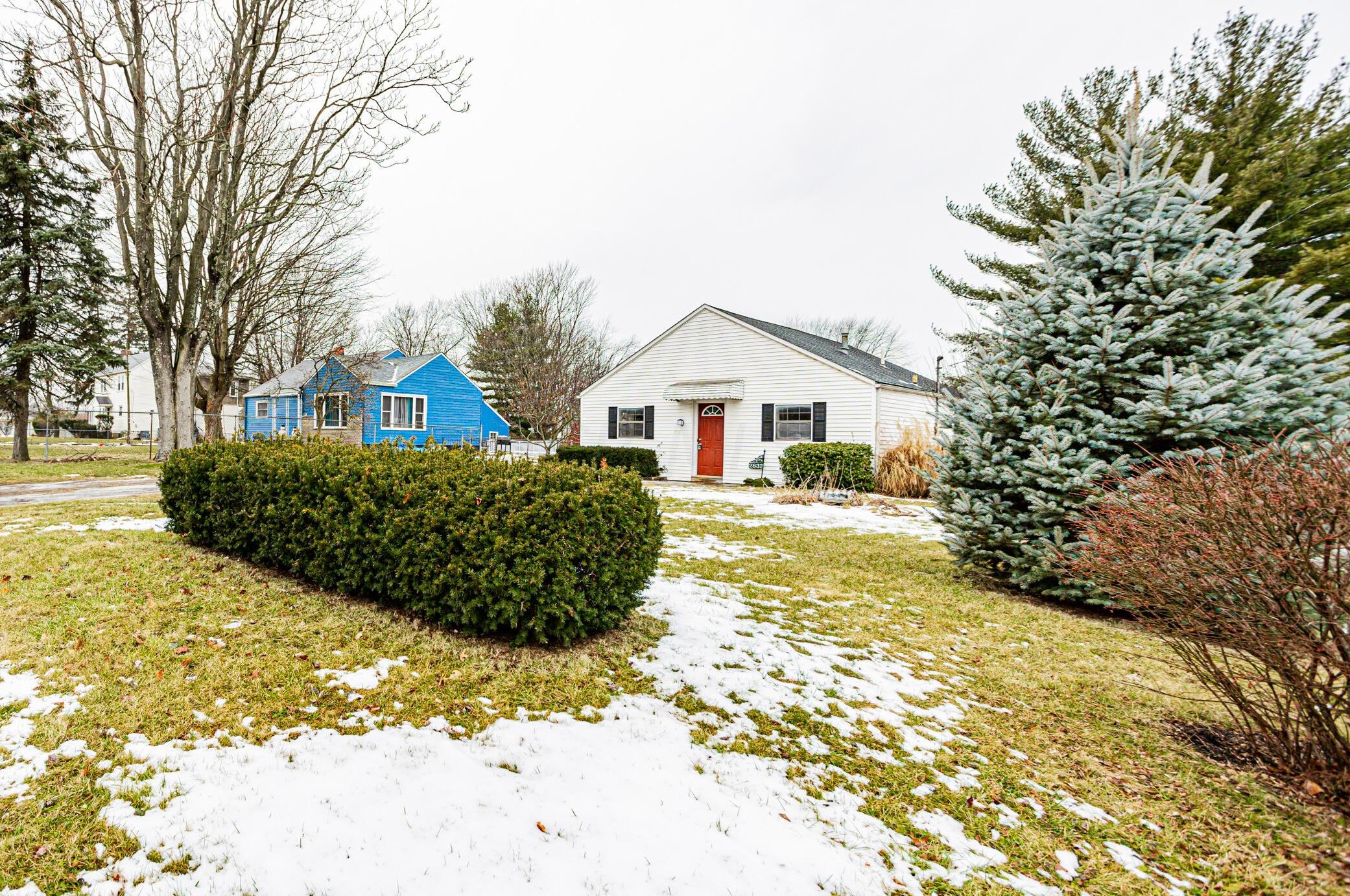 2833 Fairwood Ave, Columbus OH 43206-1870 exterior