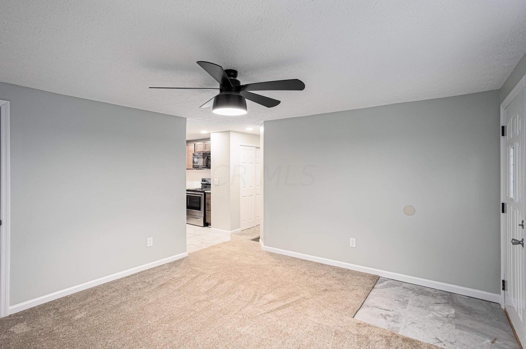 443 Carolann Ave, Columbus OH 43207-3111 exterior