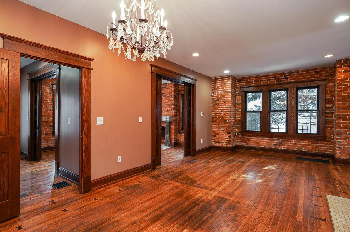 1557 High St, Columbus OH  43201-1154 exterior