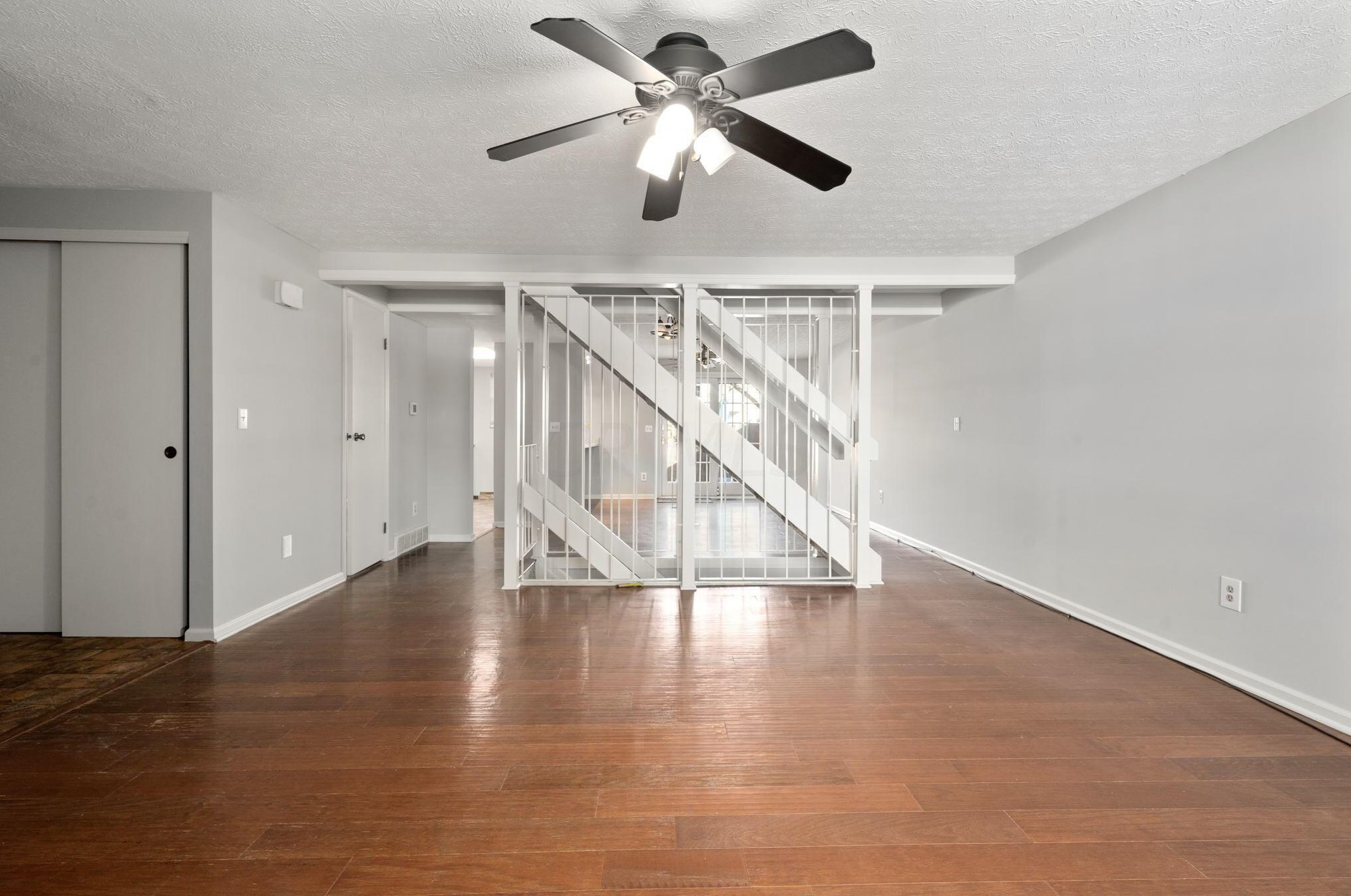 5123 Ranstead Ct, Columbus OH 43220-2545 exterior