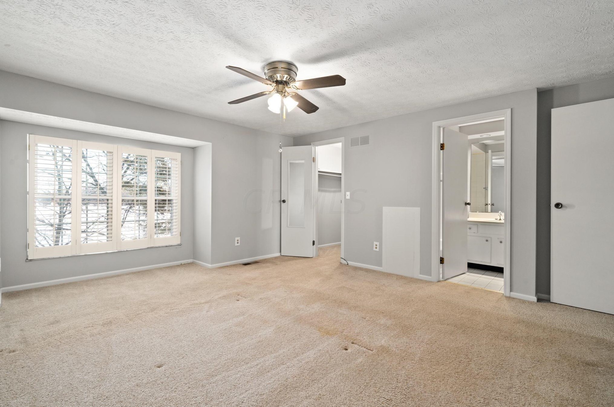 5123 Ranstead Ct, Columbus OH 43220-2545 exterior