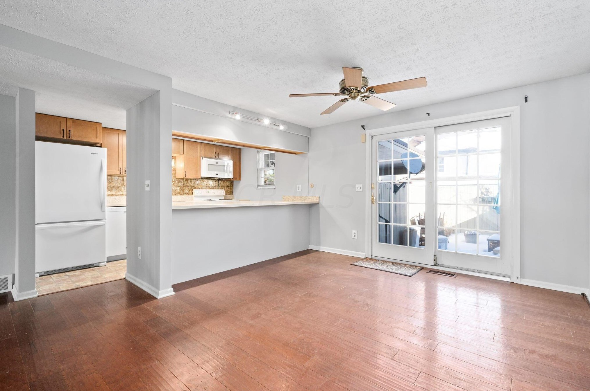 5123 Ranstead Ct, Columbus OH 43220-2545 exterior