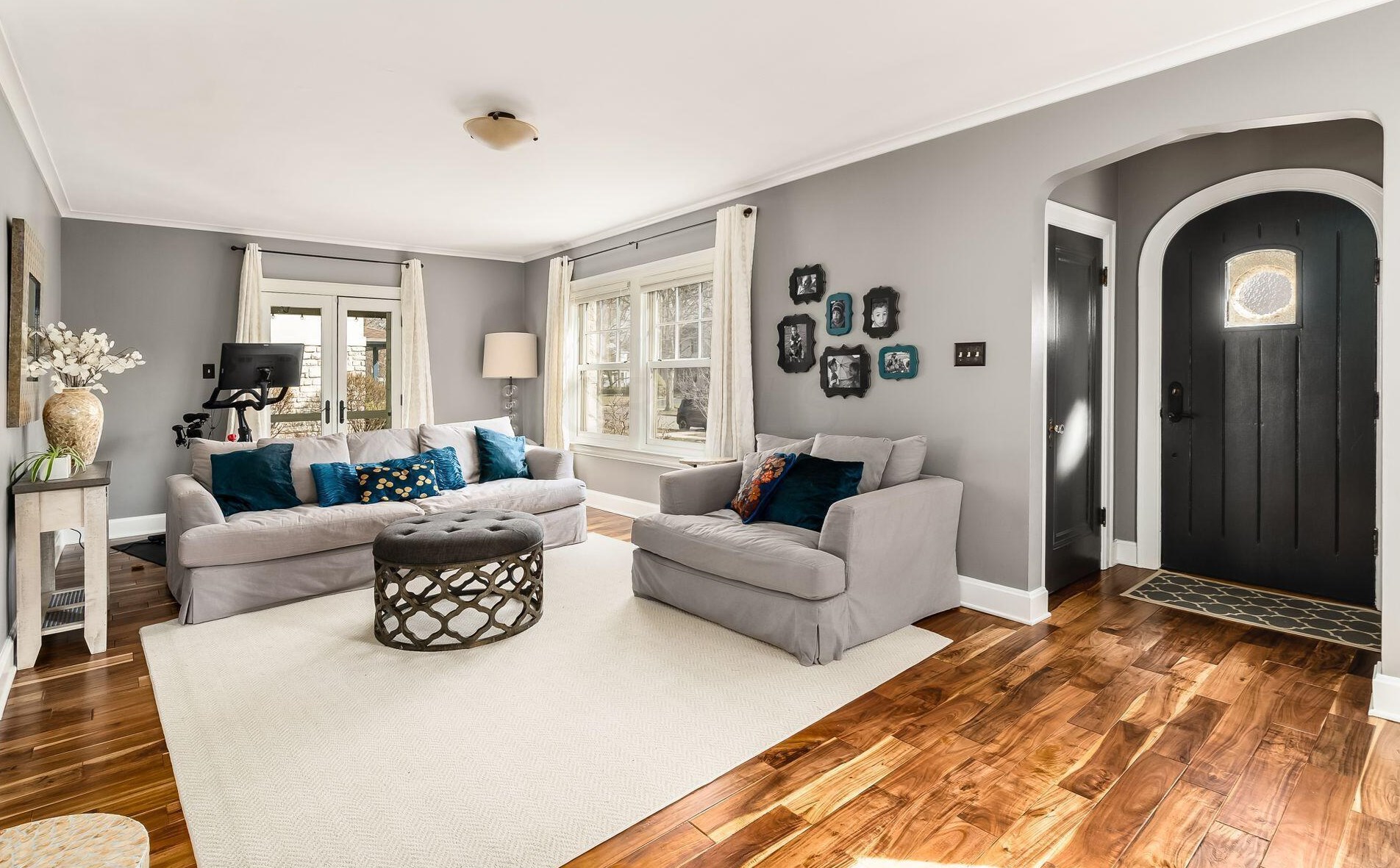 125 Stanwood Rd, Columbus OH 43209-1109 exterior