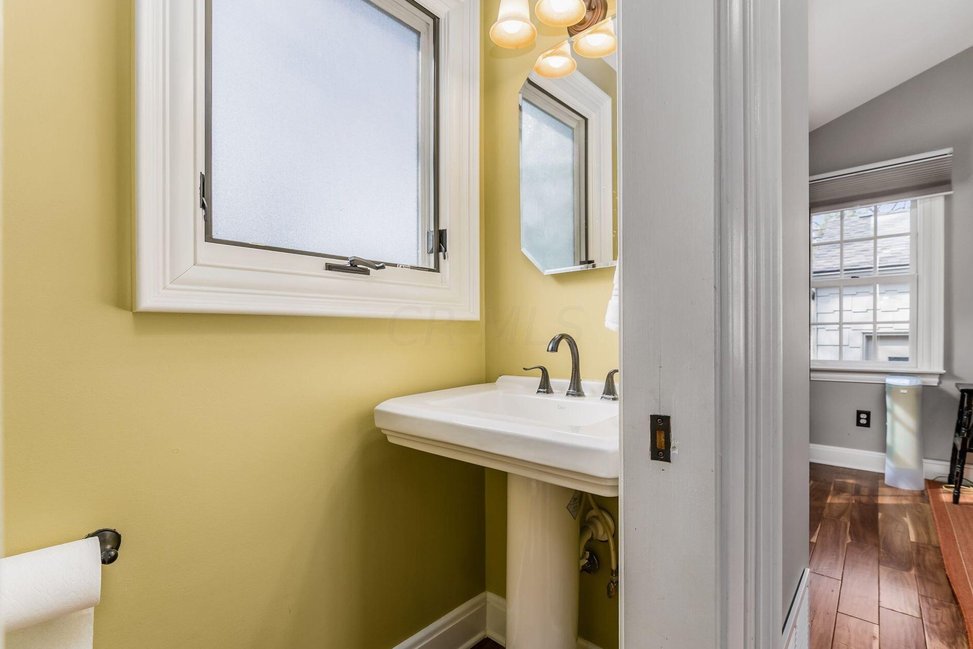 125 Stanwood Rd, Columbus OH 43209-1109 exterior