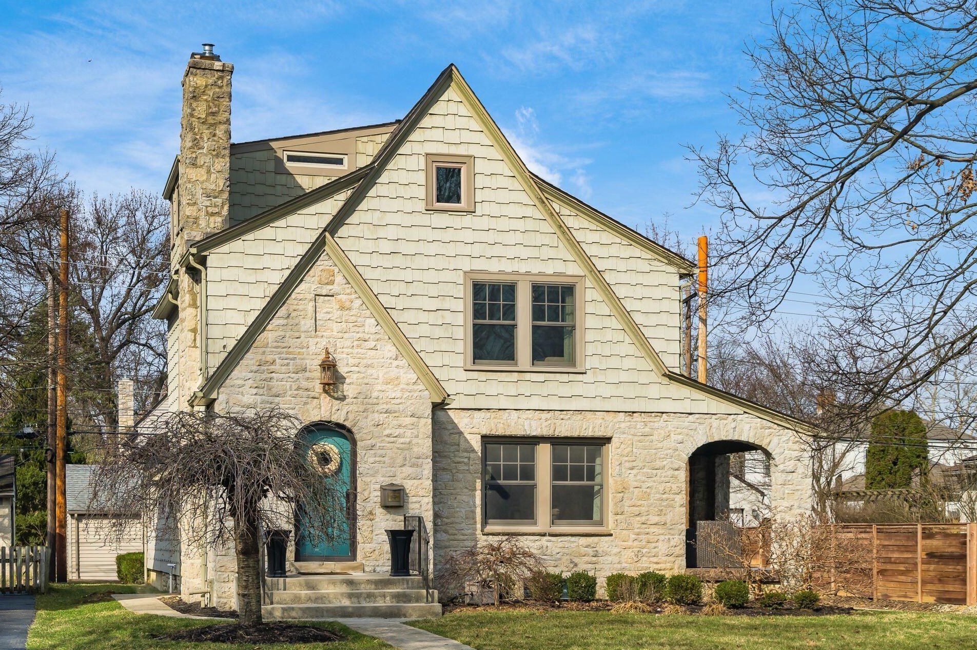 125 Stanwood Rd, Columbus OH 43209-1109 exterior