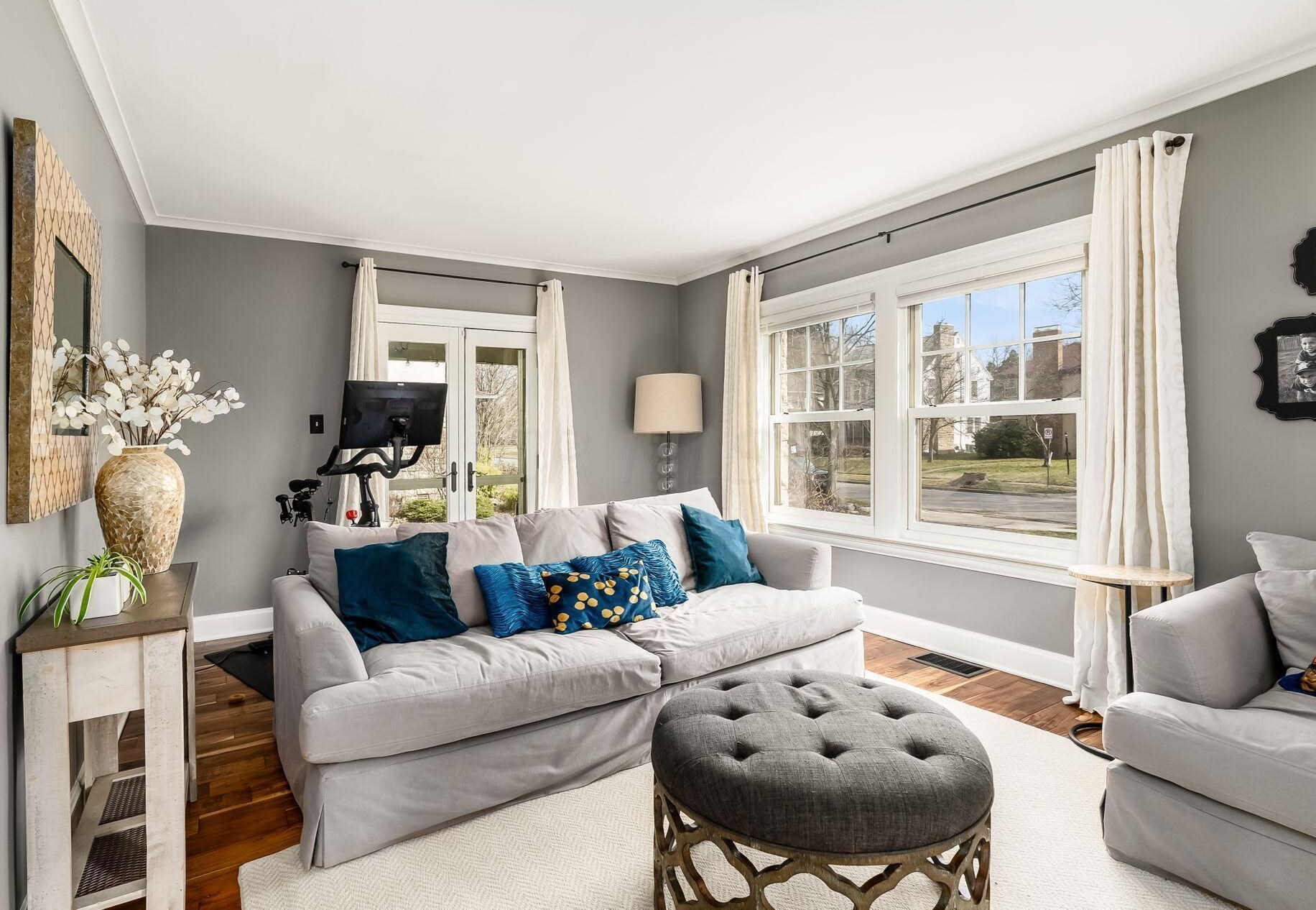 125 Stanwood Rd, Columbus OH 43209-1109 exterior