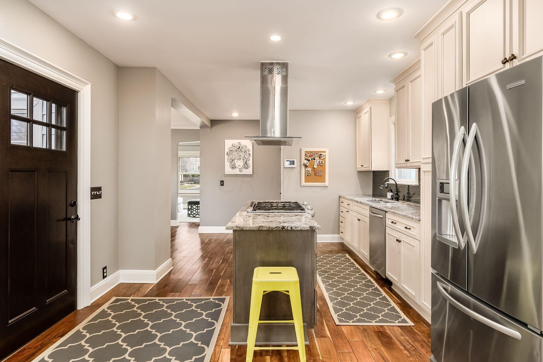 125 Stanwood Rd, Columbus OH 43209-1109 exterior