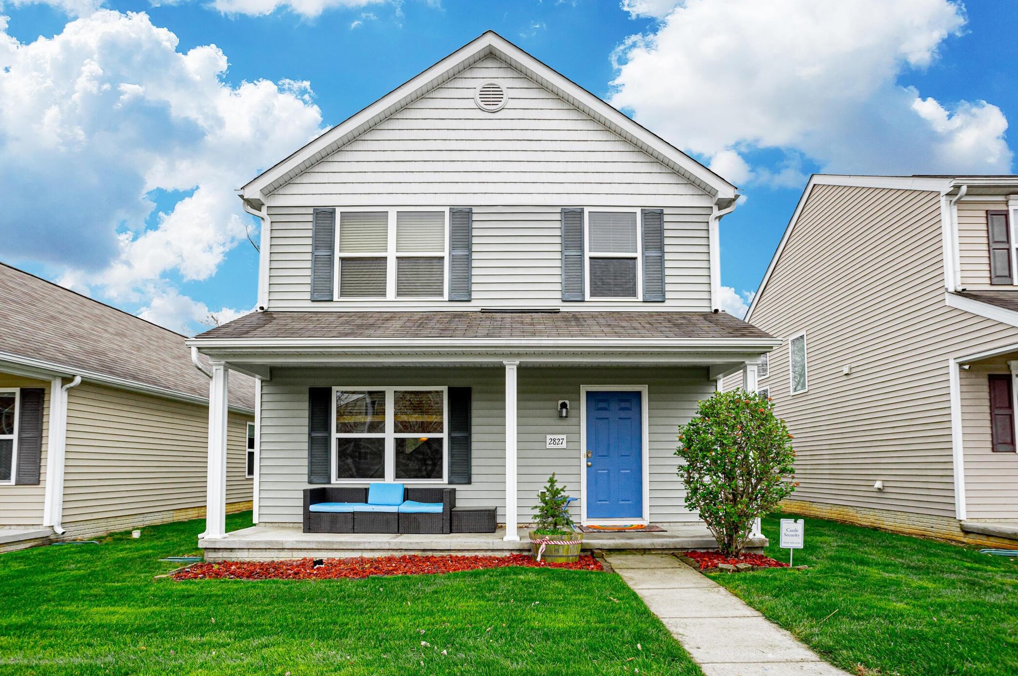 2827 Ballyvaughn Dr, Columbus OH 43219-6503 exterior