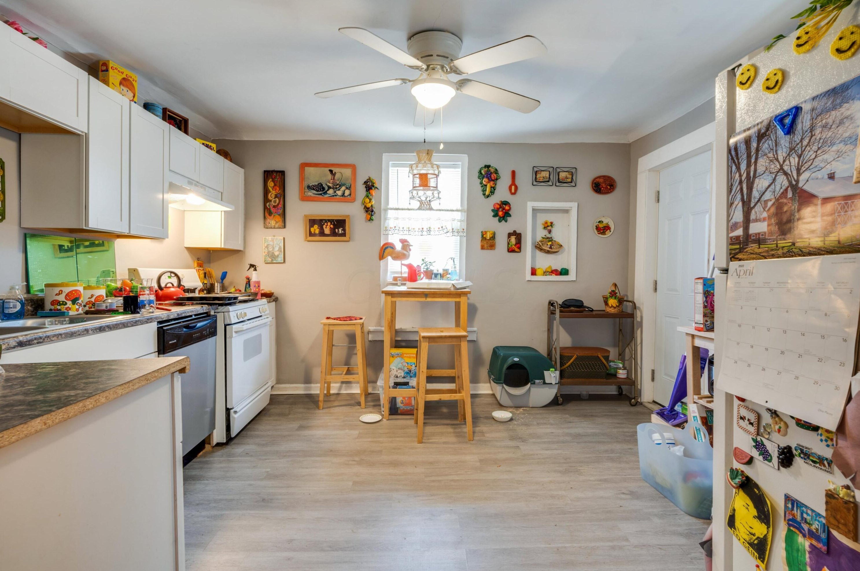 1033 Scott St, Columbus OH  43222-1211 exterior