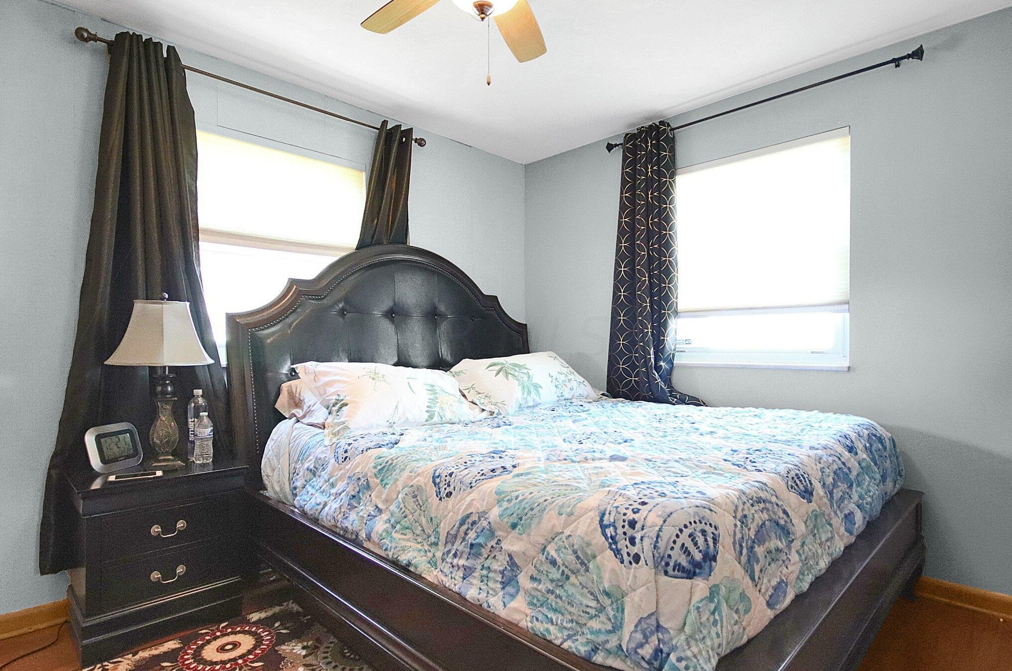 4203 Seigman Ave, Columbus OH 43213-2326 exterior