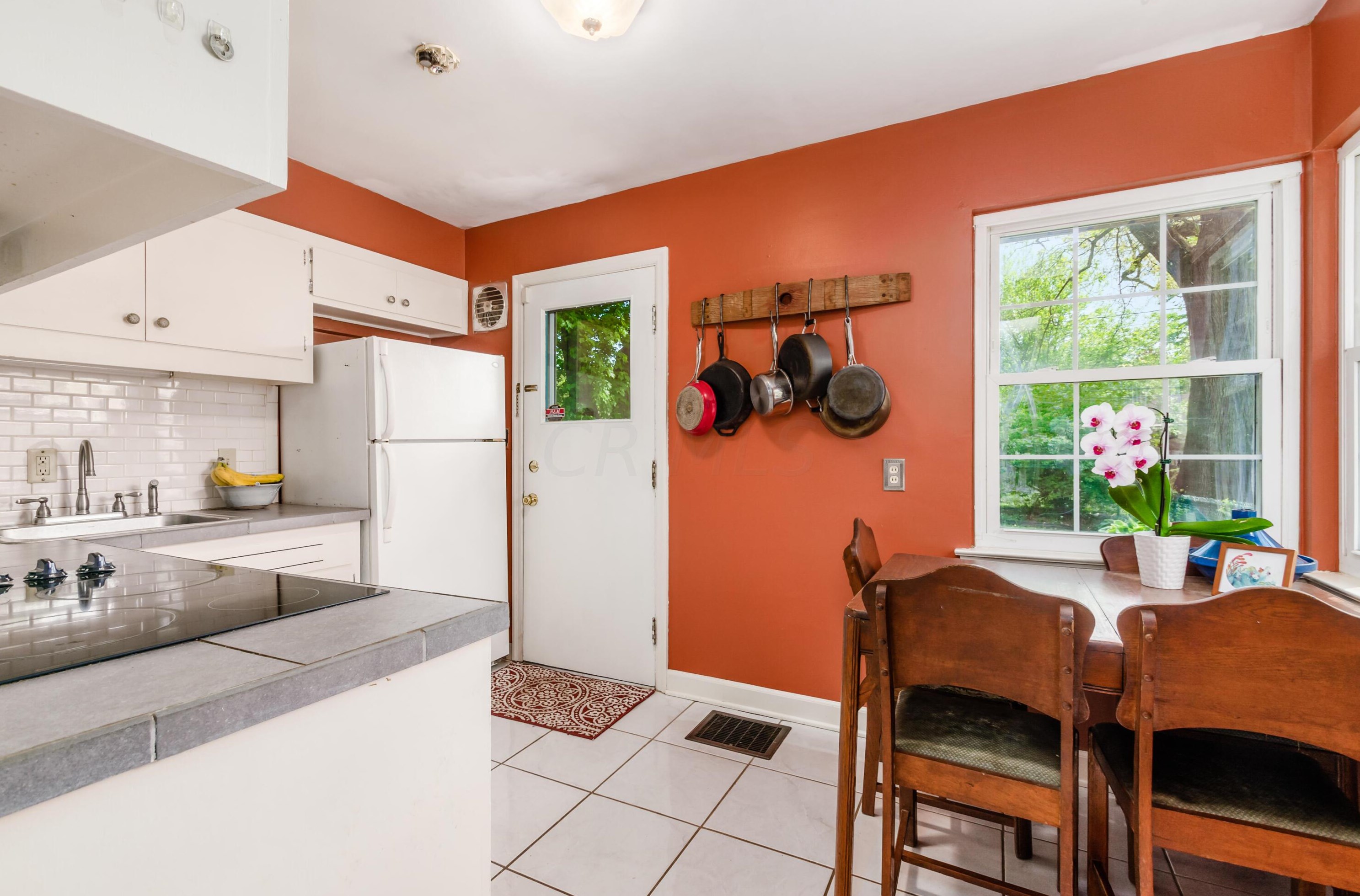 93 Leland Ave, Columbus OH 43214-1512 exterior