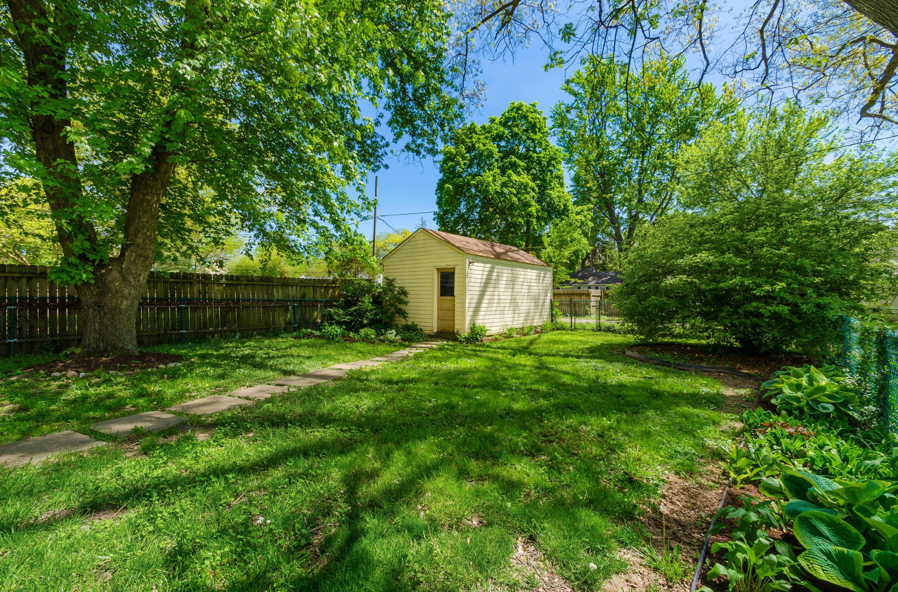 93 Leland Ave, Columbus OH 43214-1512 exterior