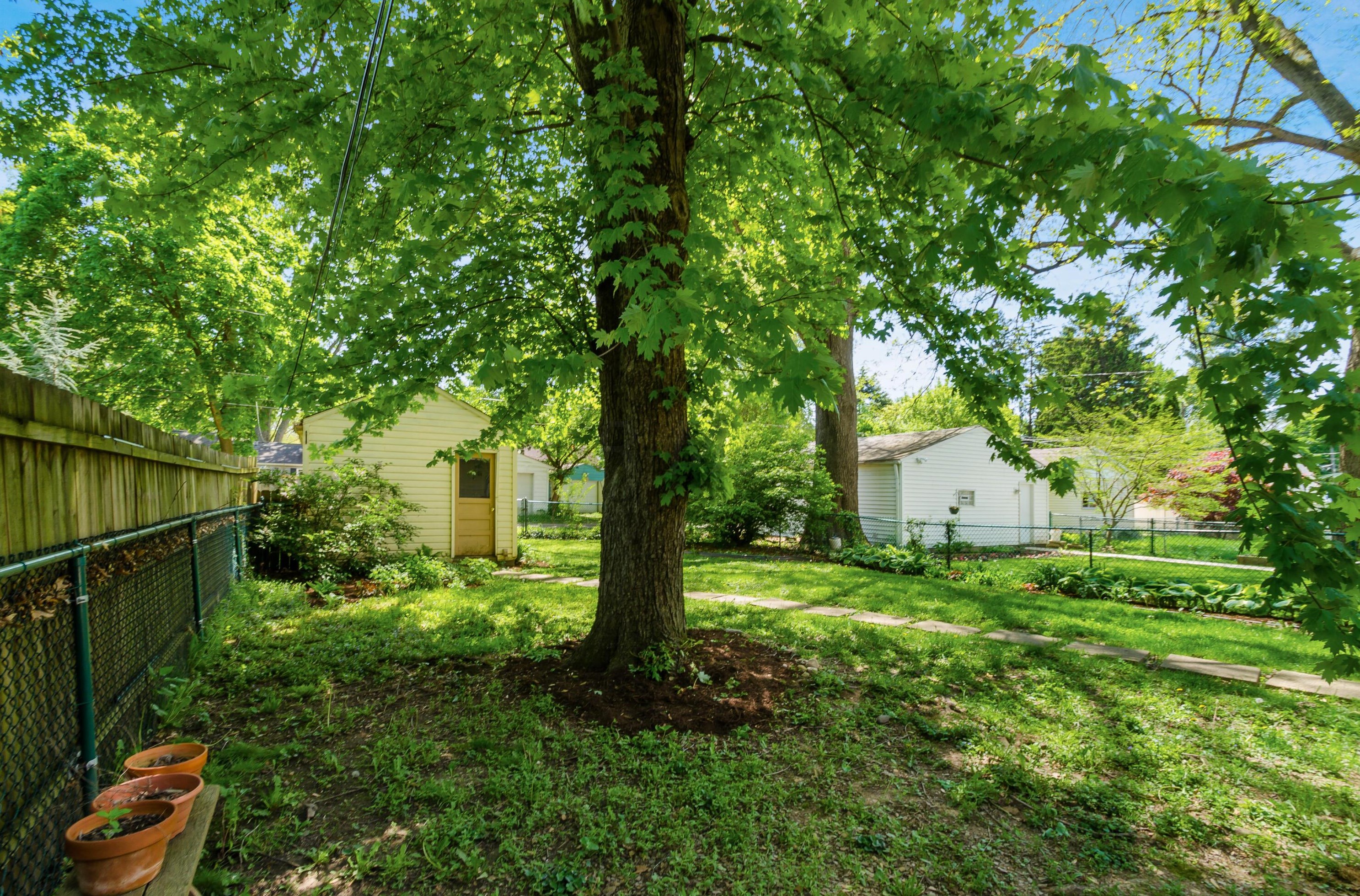 93 Leland Ave, Columbus OH 43214-1512 exterior