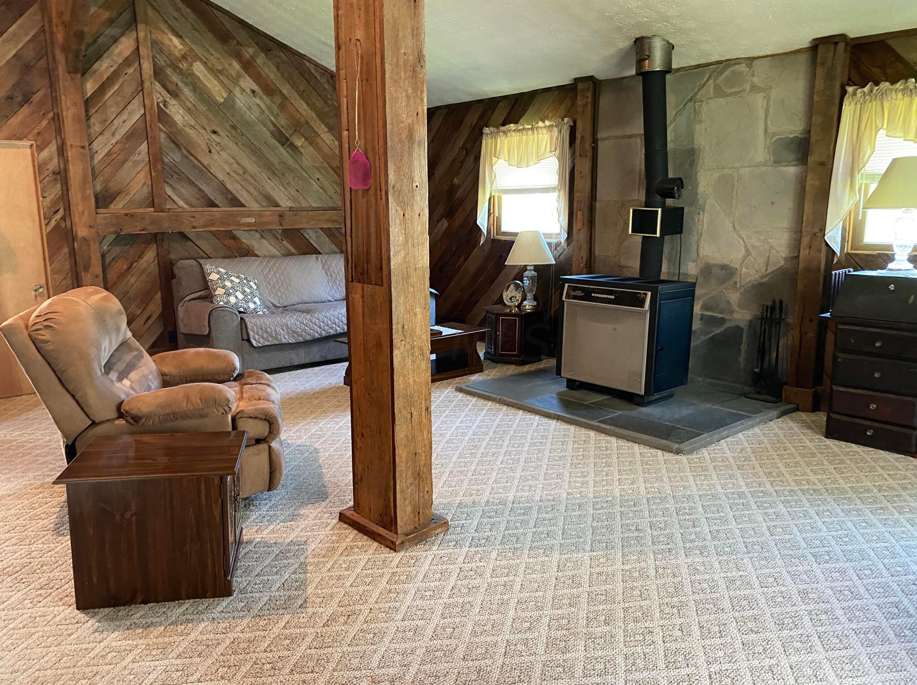 855 Mcgrery Rd, Lancaster OH 43130-9650 exterior