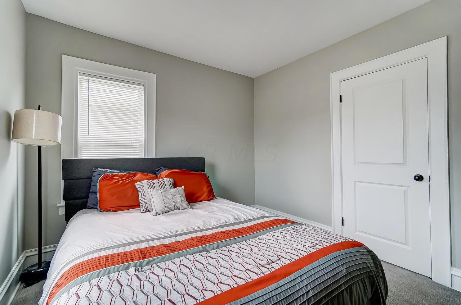 36 Terrace Ave, Columbus OH  43204-3731 exterior