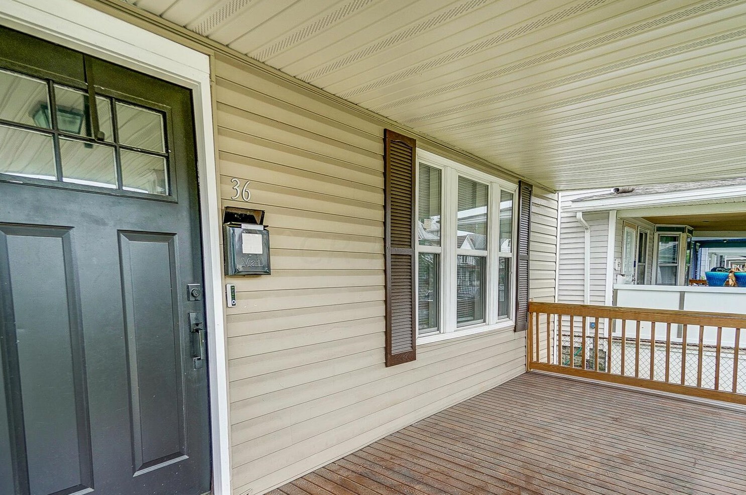 36 Terrace Ave, Columbus OH  43204-3731 exterior