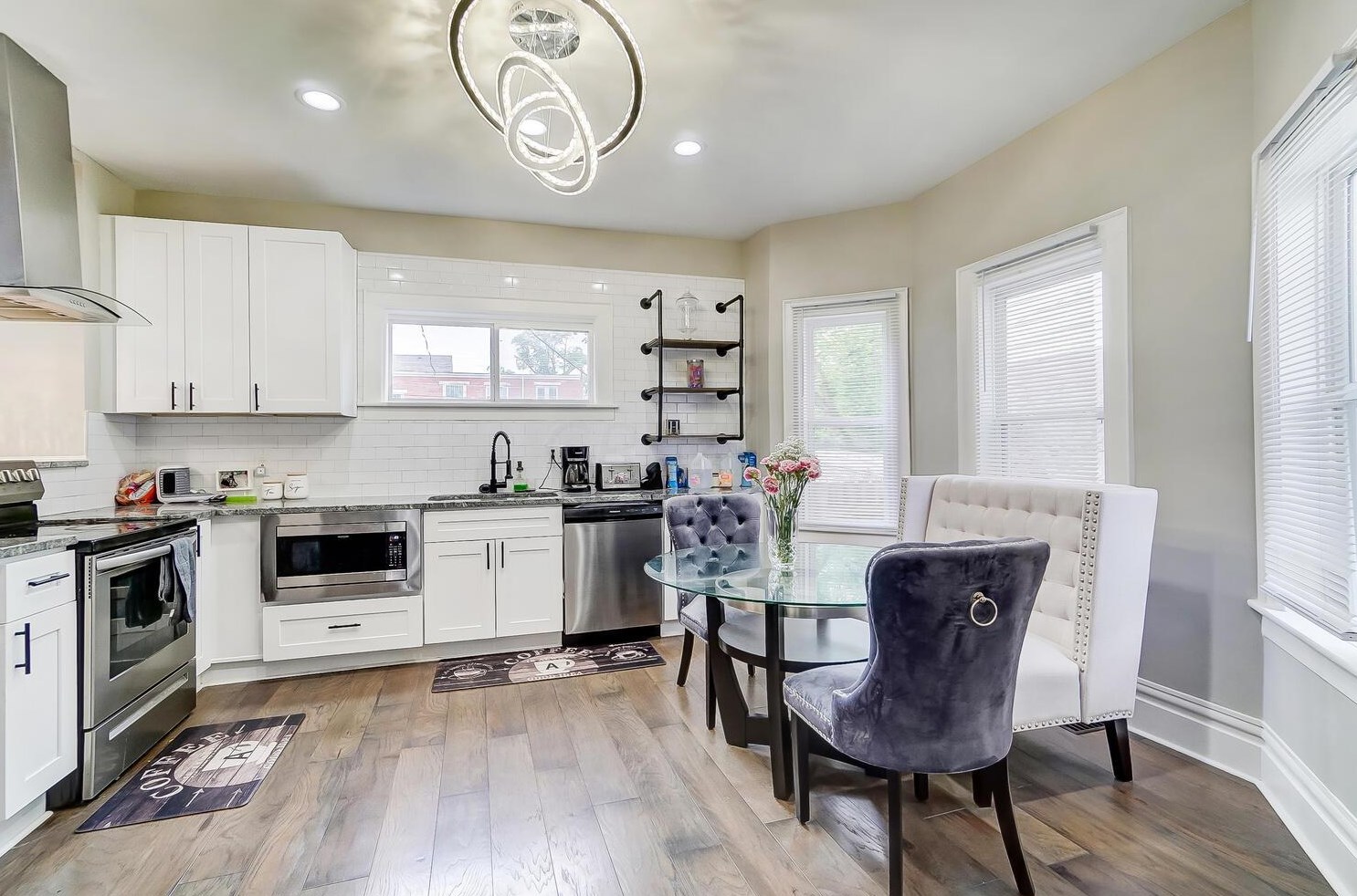 36 Terrace Ave, Columbus OH  43204-3731 exterior