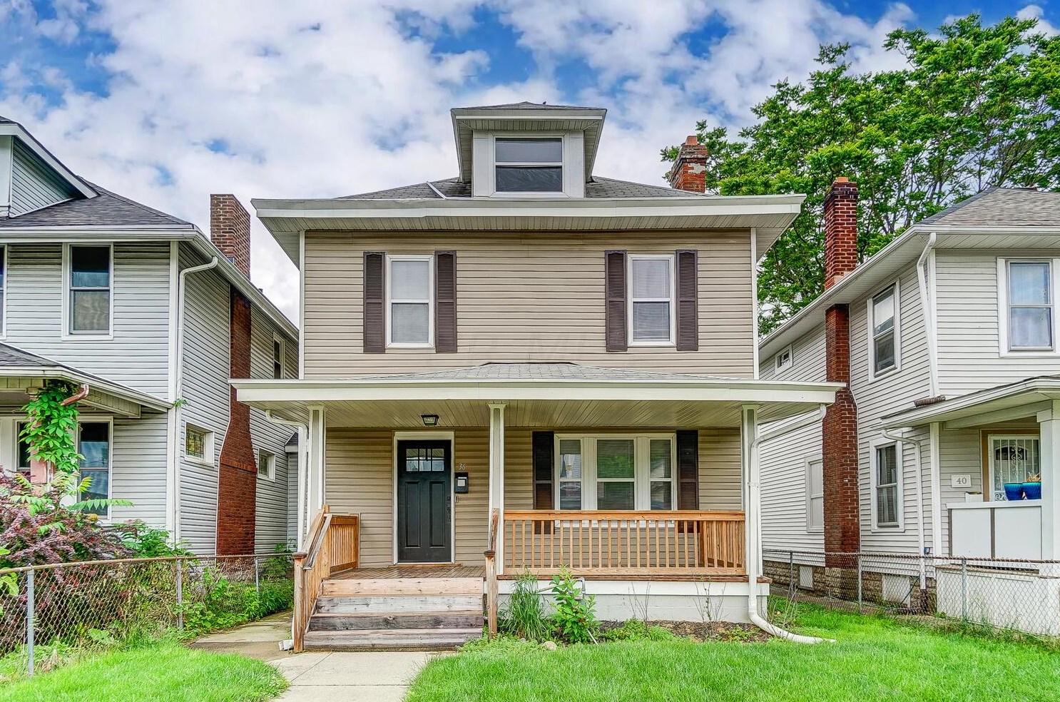36 Terrace Ave, Columbus OH  43204-3731 exterior