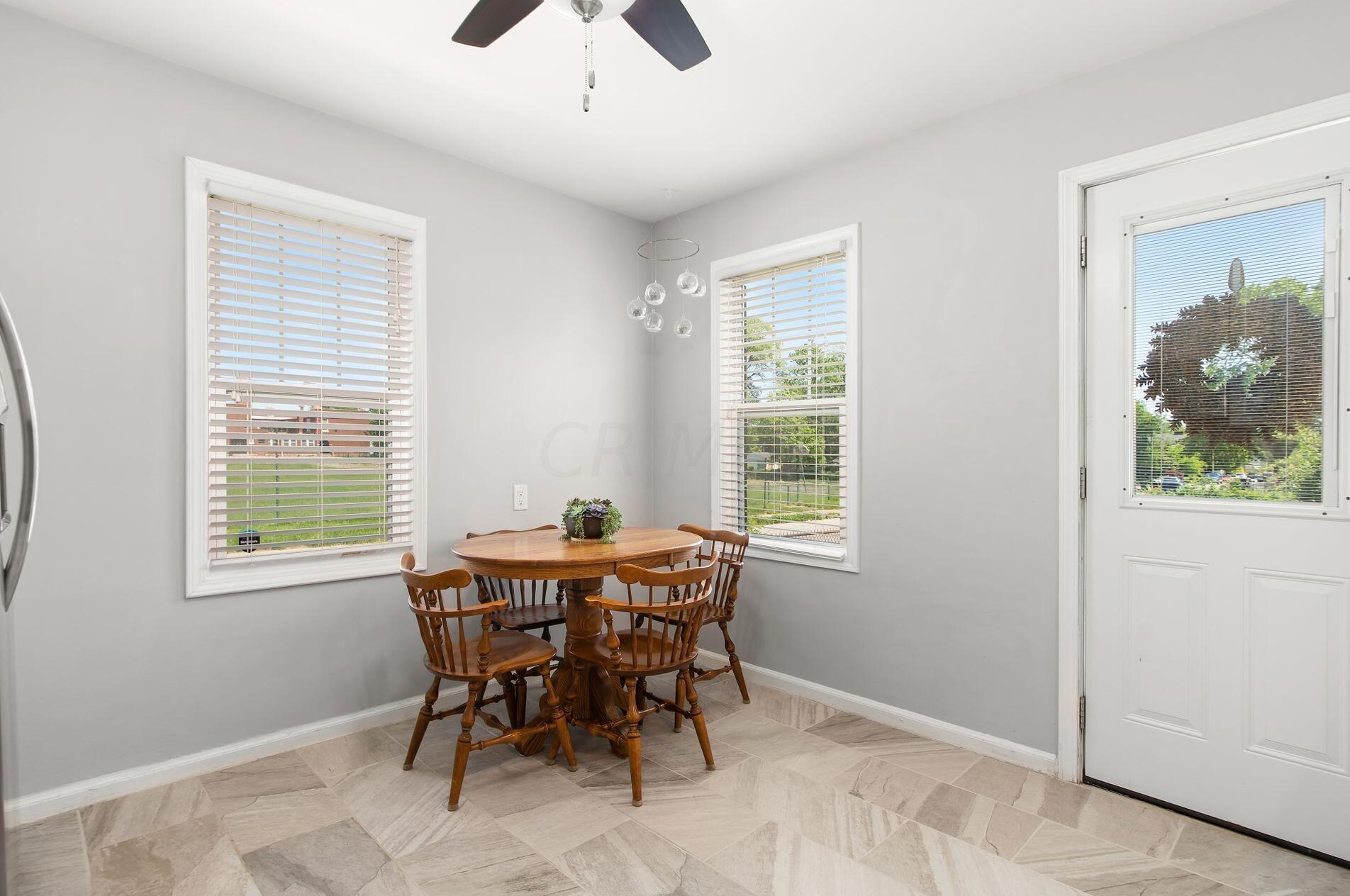 384 Taylor Ave, Columbus OH 43203-1757 exterior