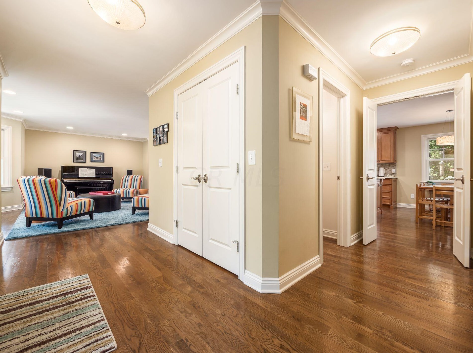 4721 Burbank Dr, Columbus OH exterior