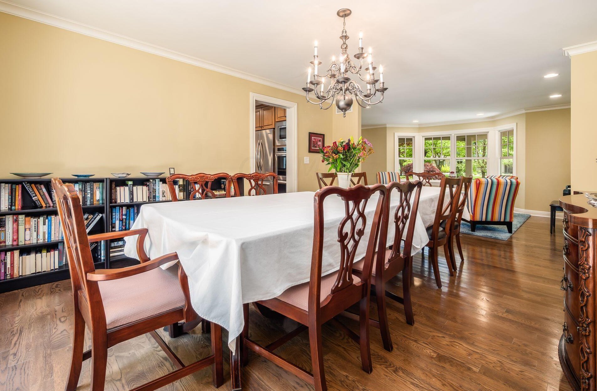 4721 Burbank Dr, Columbus OH exterior