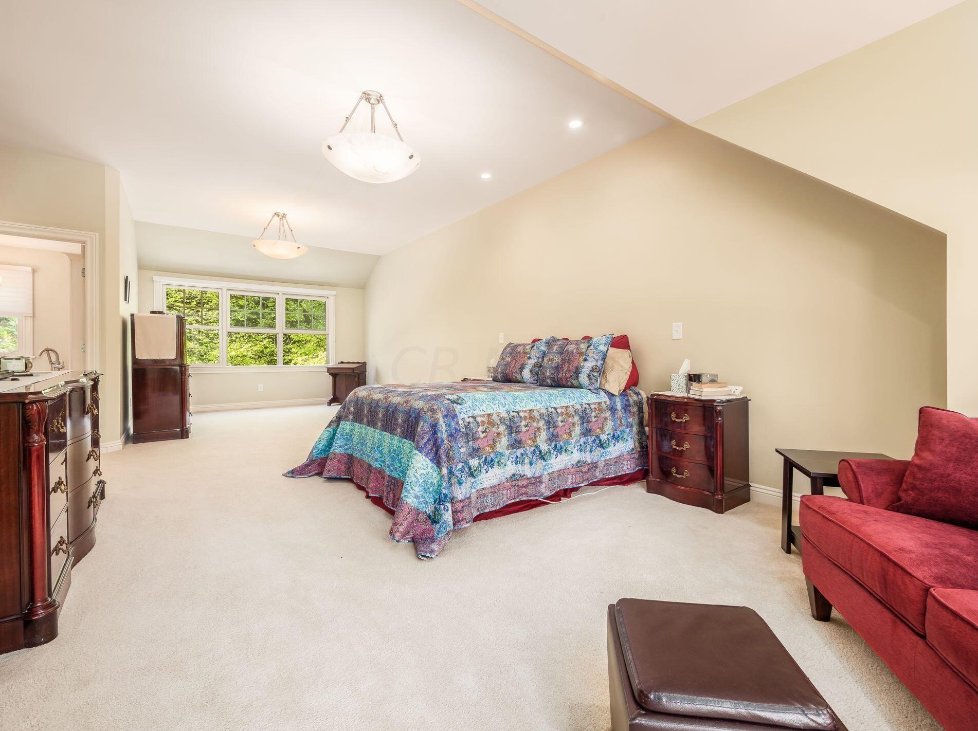 4721 Burbank Dr, Columbus OH exterior