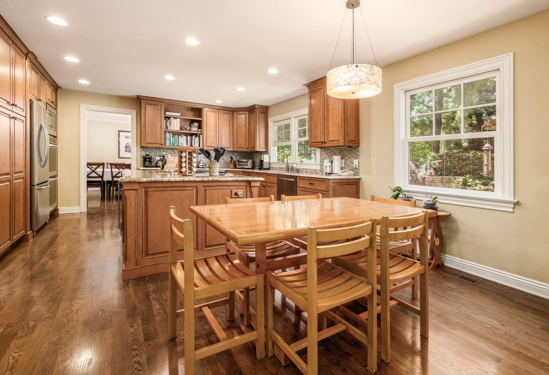 4721 Burbank Dr, Columbus OH exterior