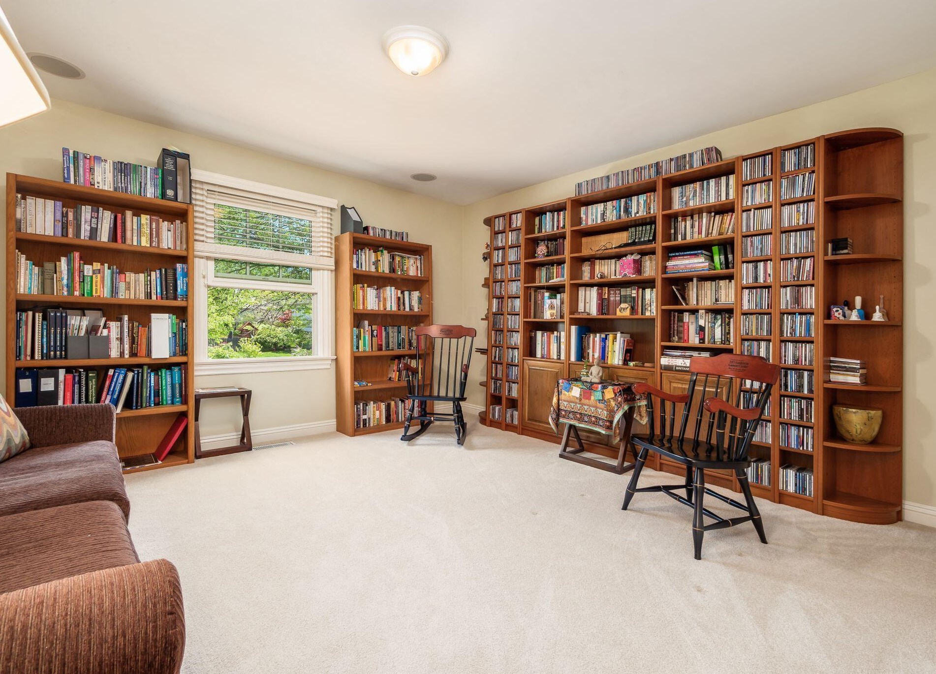 4721 Burbank Dr, Columbus OH exterior