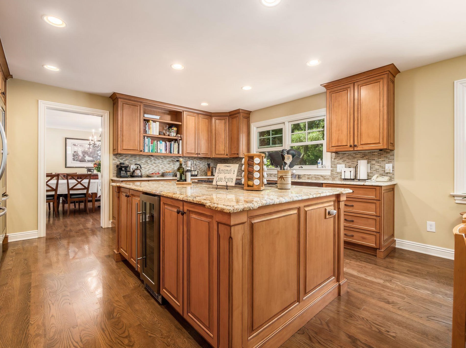 4721 Burbank Dr, Columbus OH exterior