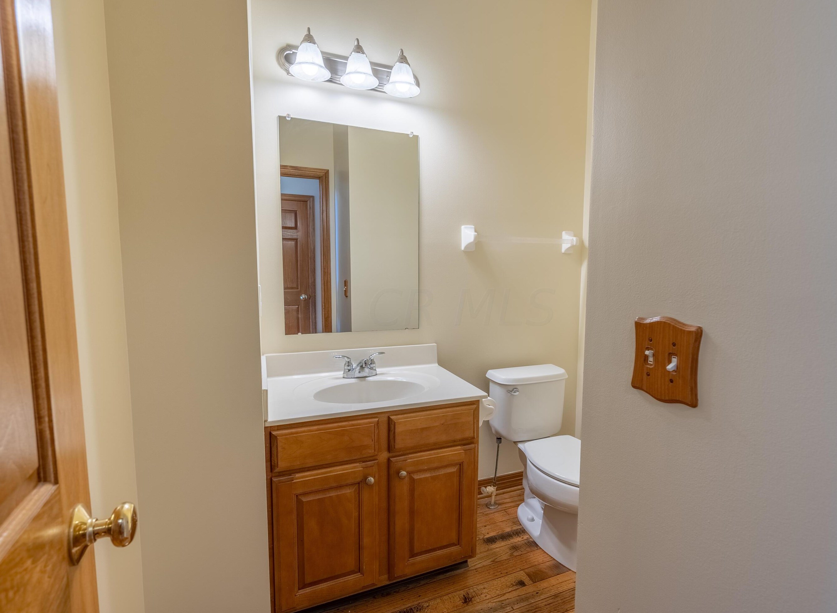 4697 Nadine Park Dr, Hilliard OH 43026-6080 exterior