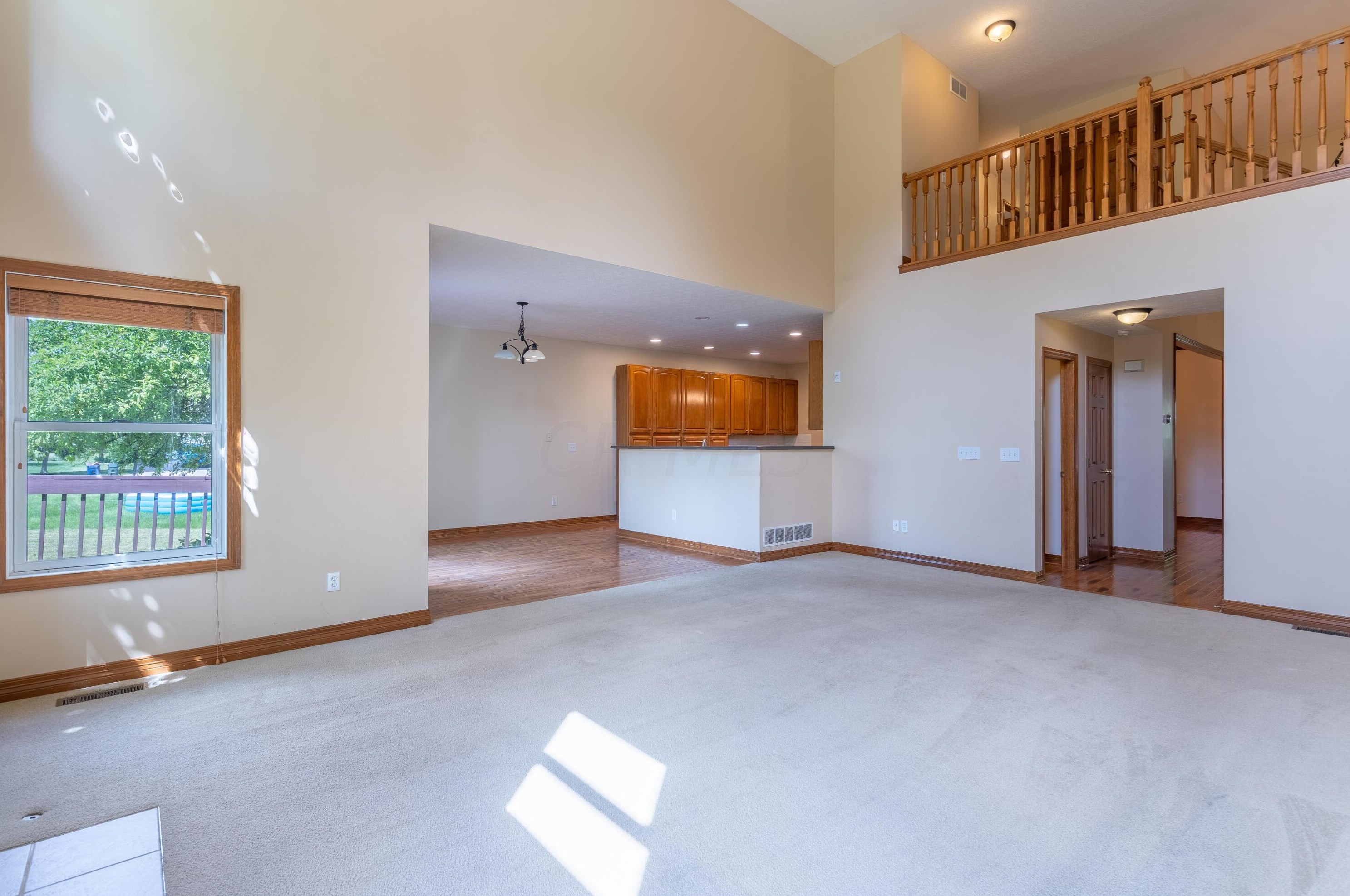 4697 Nadine Park Dr, Hilliard OH 43026-6080 exterior