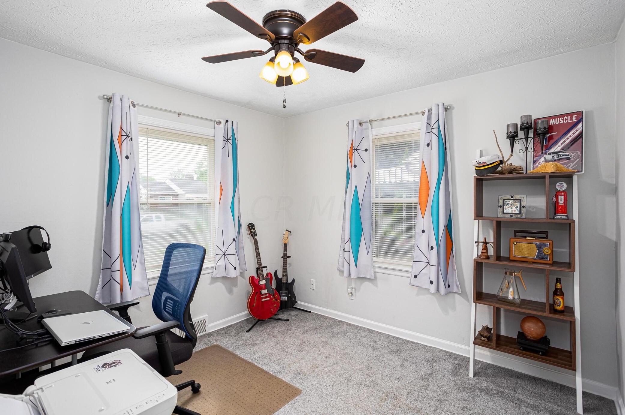 2751 Regina Ave, Columbus OH 43204-2724 exterior