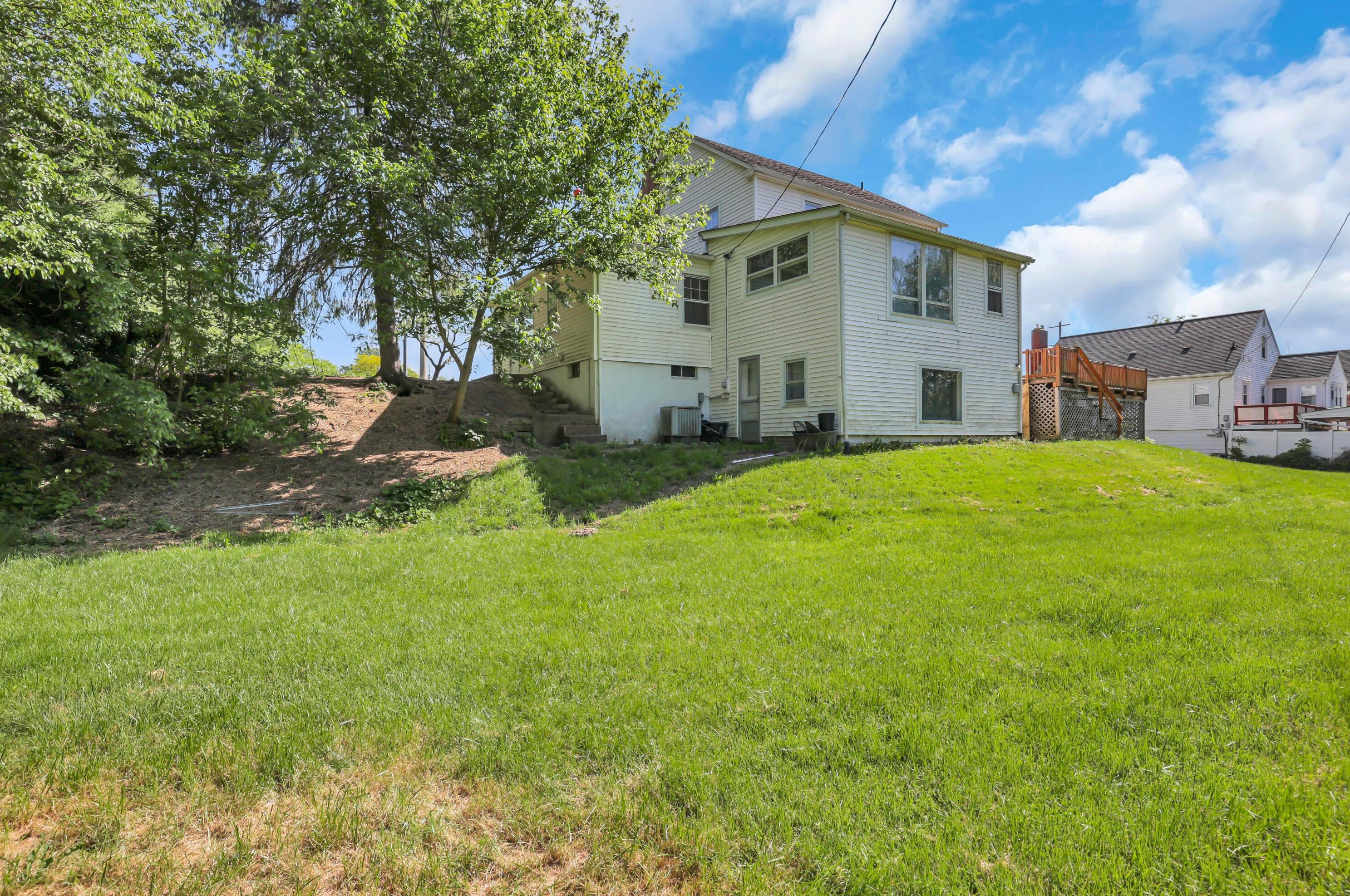 669 Pleasantville Rd, Lancaster OH 43130-3333 exterior