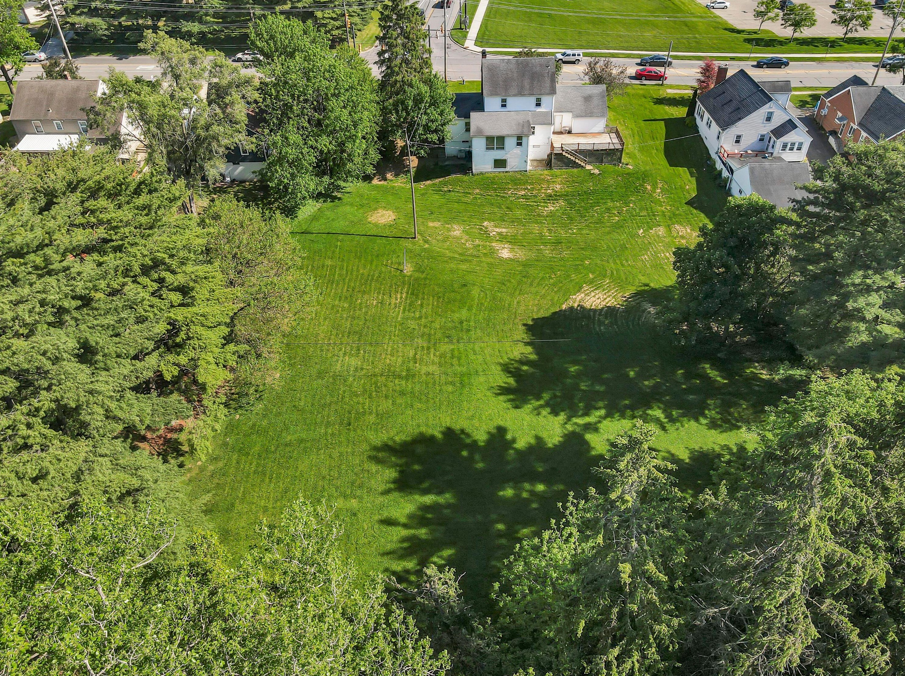 669 Pleasantville Rd, Lancaster OH 43130-3333 exterior