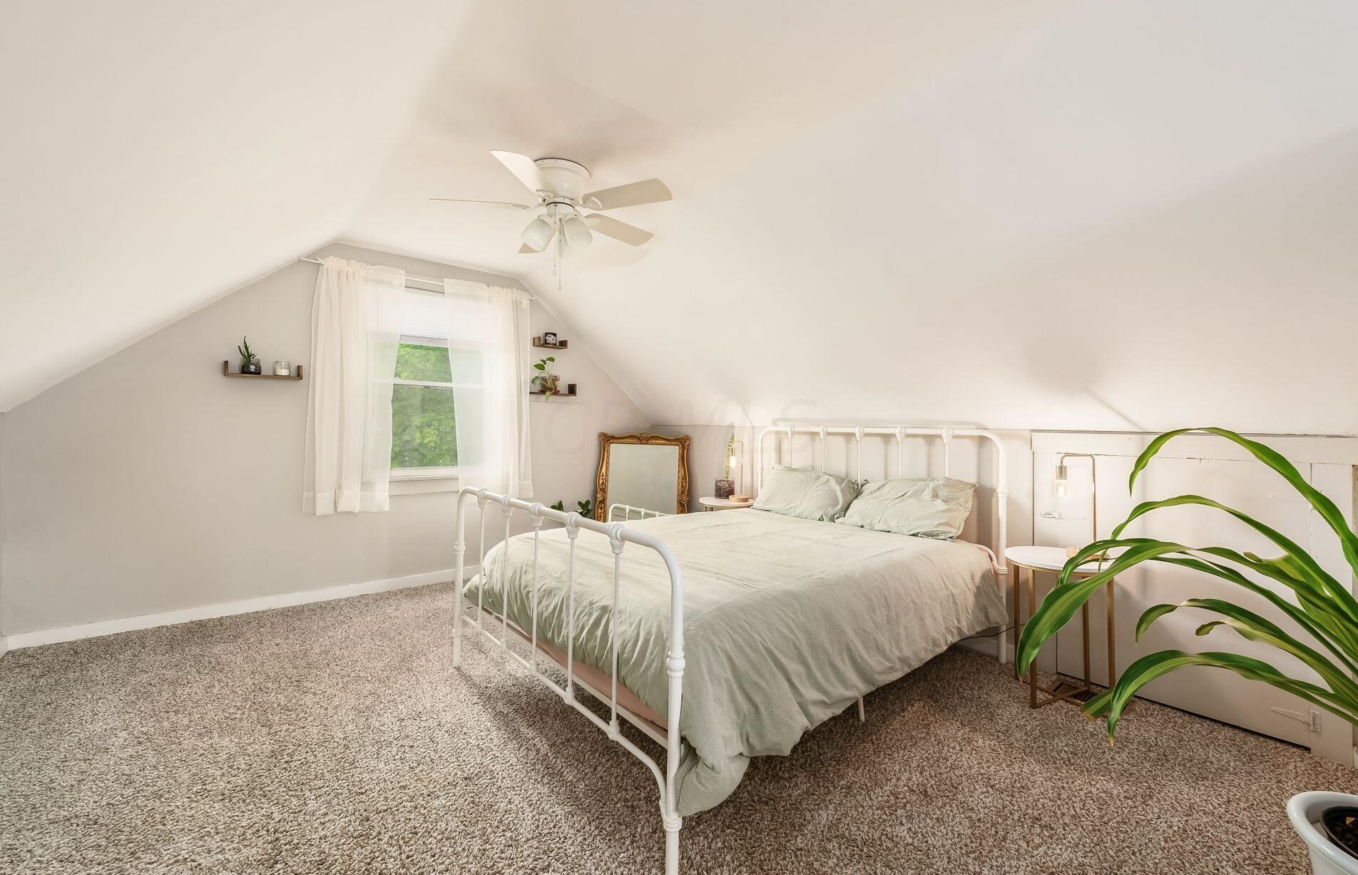 2142 Mound St, Columbus OH 43223-2051 exterior