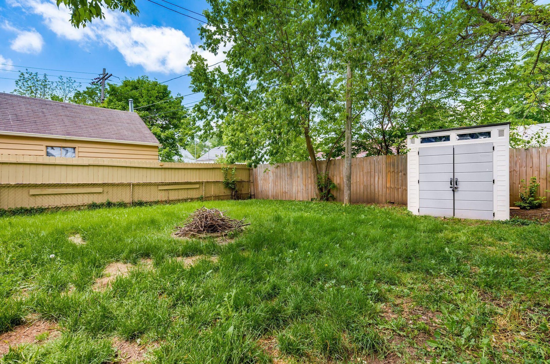 2142 Mound St, Columbus OH 43223-2051 exterior