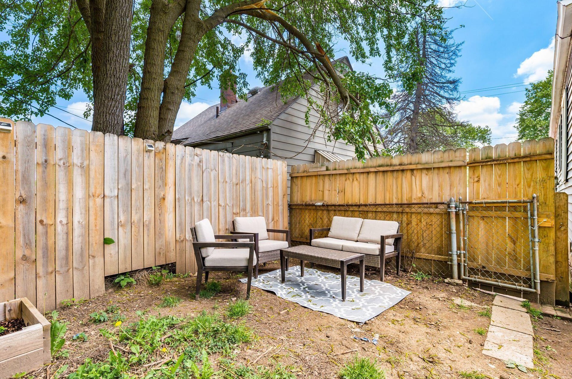 2142 Mound St, Columbus OH 43223-2051 exterior