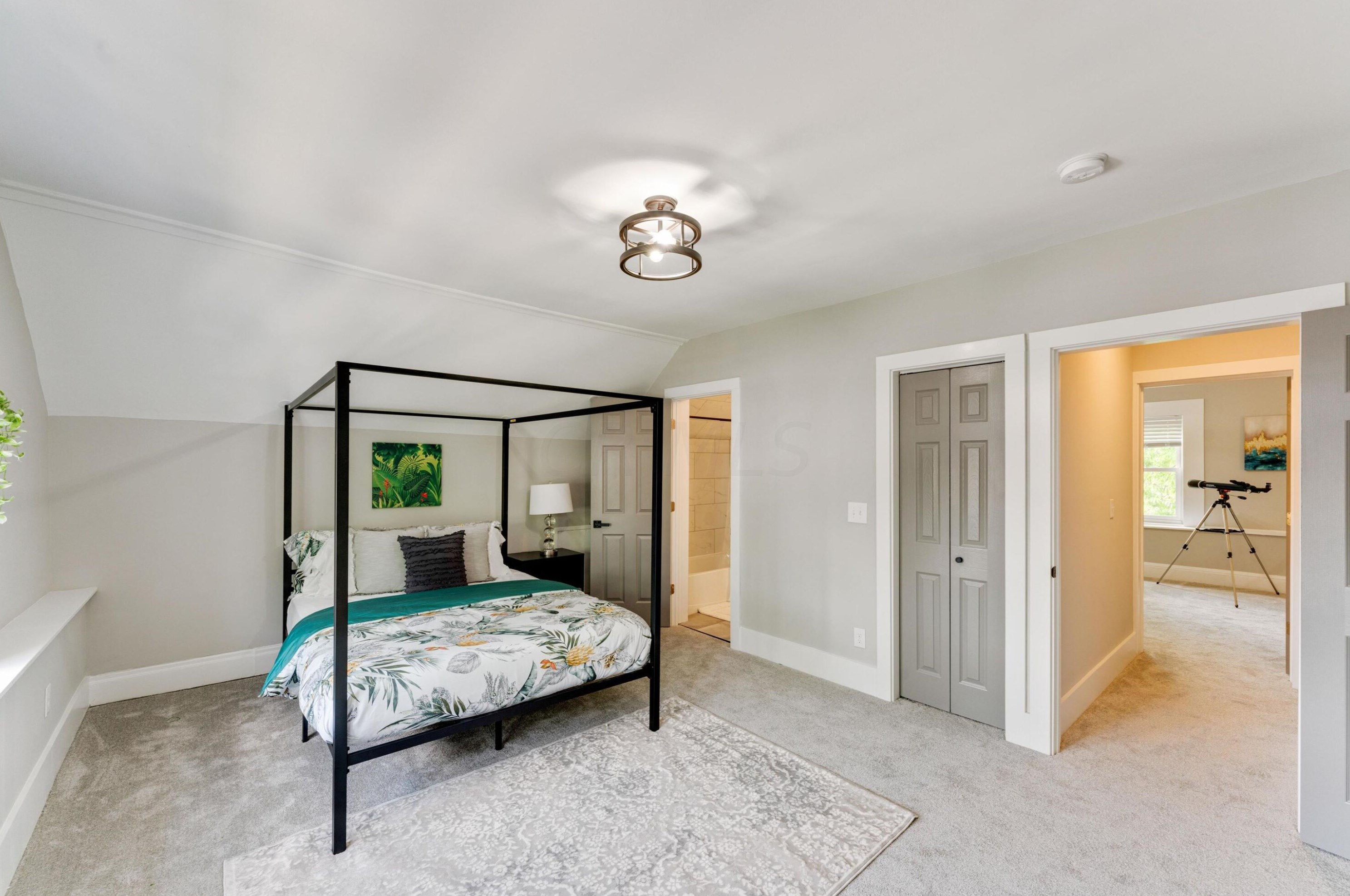 337 Linwood Ave, Columbus OH 43207-1430 exterior