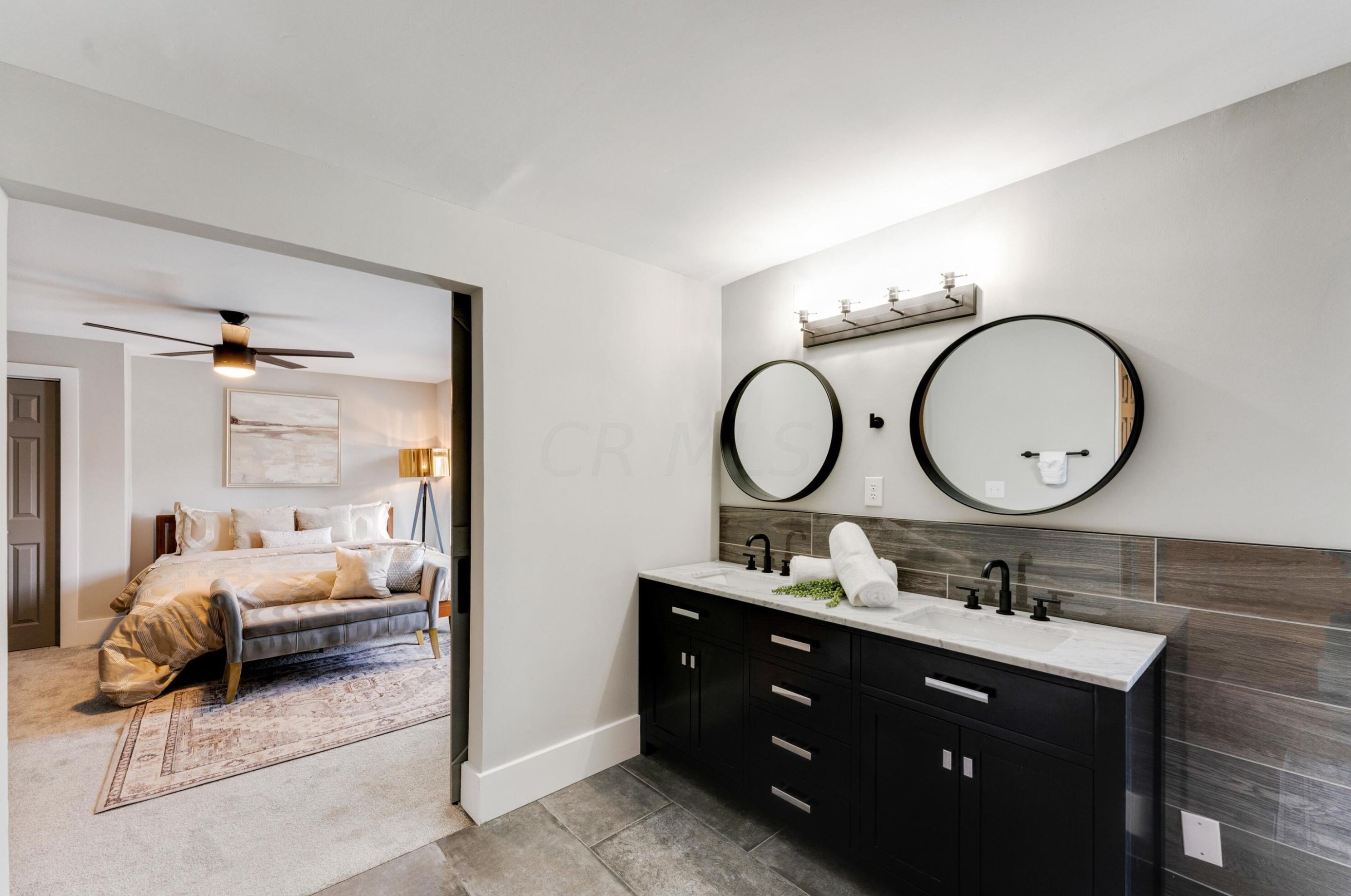 337 Linwood Ave, Columbus OH 43207-1430 exterior