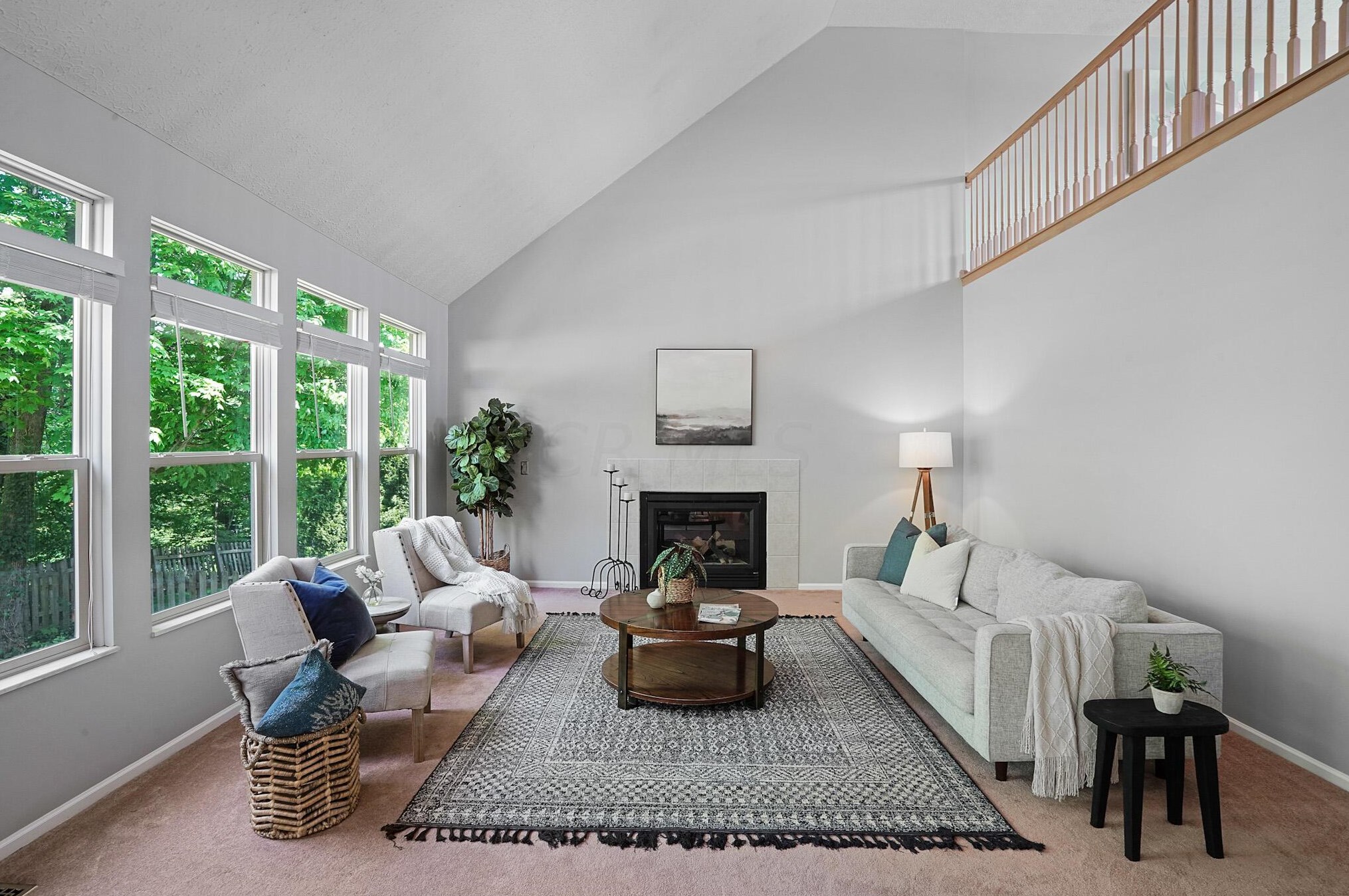 216 Ashley Ct, Columbus OH 43230-6250 exterior