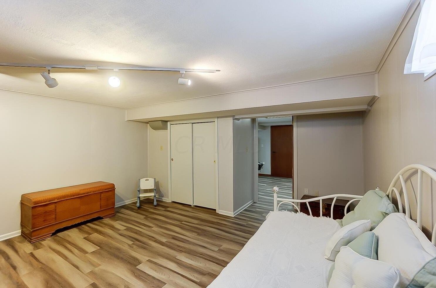 6359 Youngland Dr, Columbus OH 43228-9478 exterior