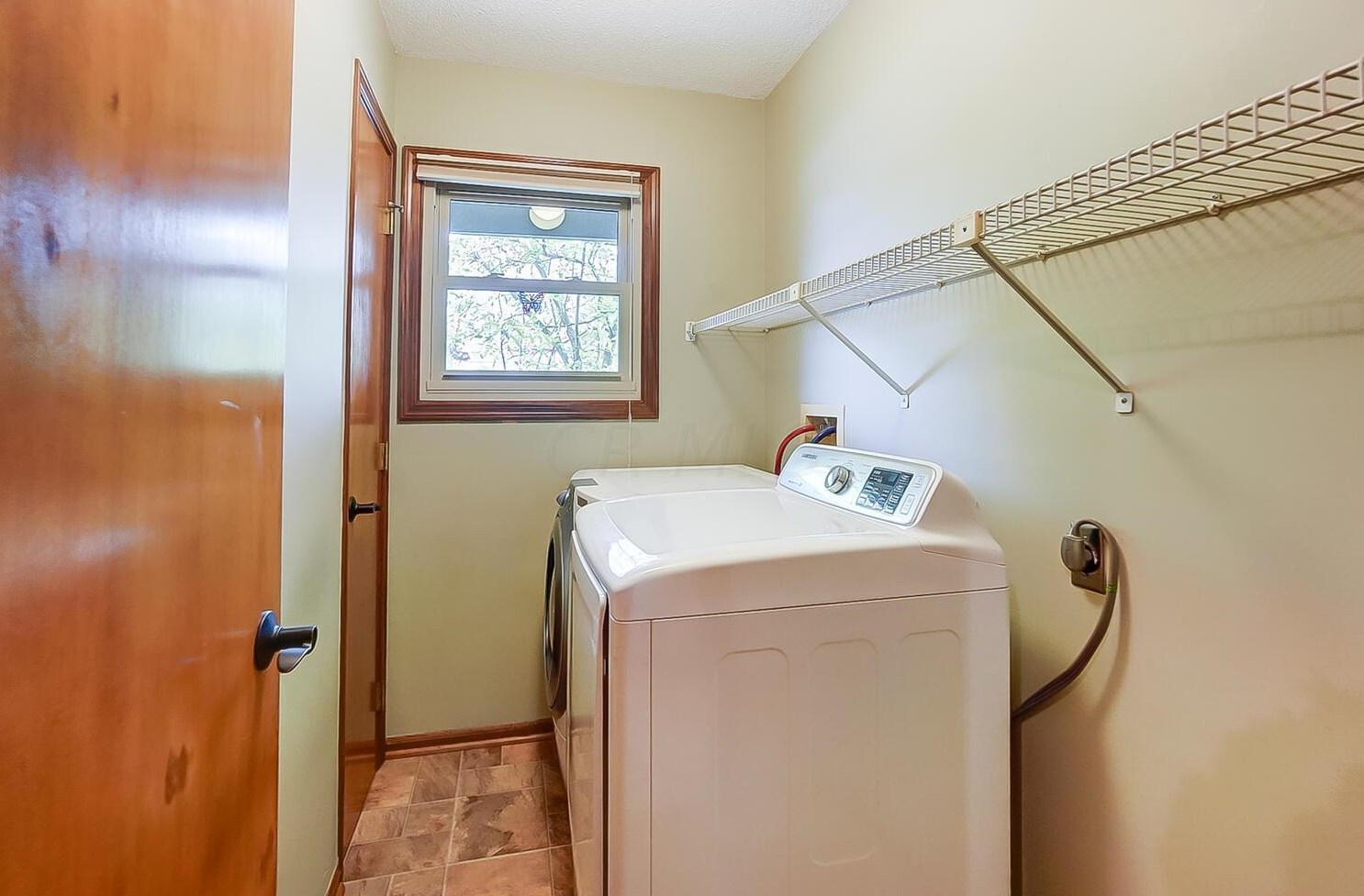 6359 Youngland Dr, Columbus OH 43228-9478 exterior