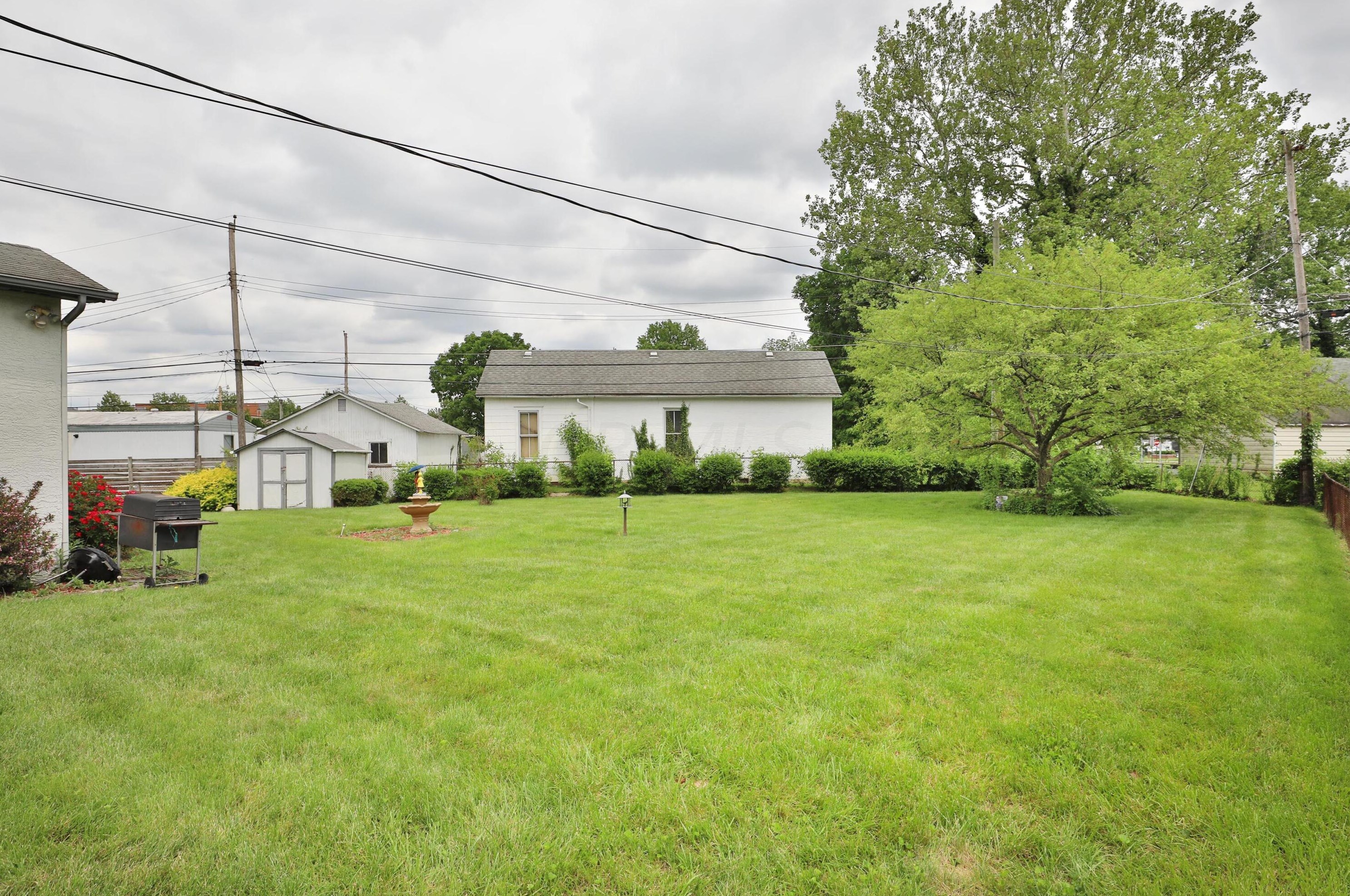 1320 Seymour Ave, Columbus OH 43206-1839 exterior