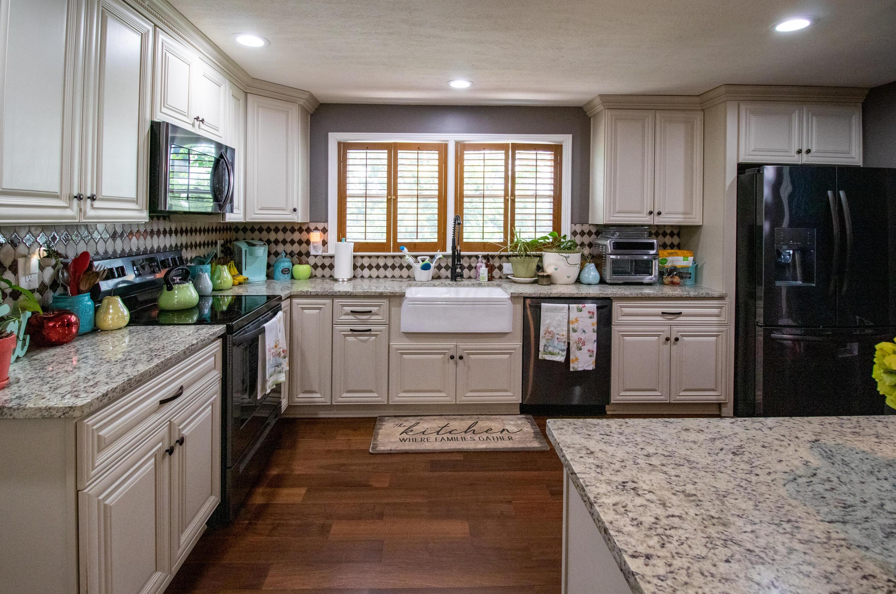 319 High St, Lancaster OH  43130-4428 exterior