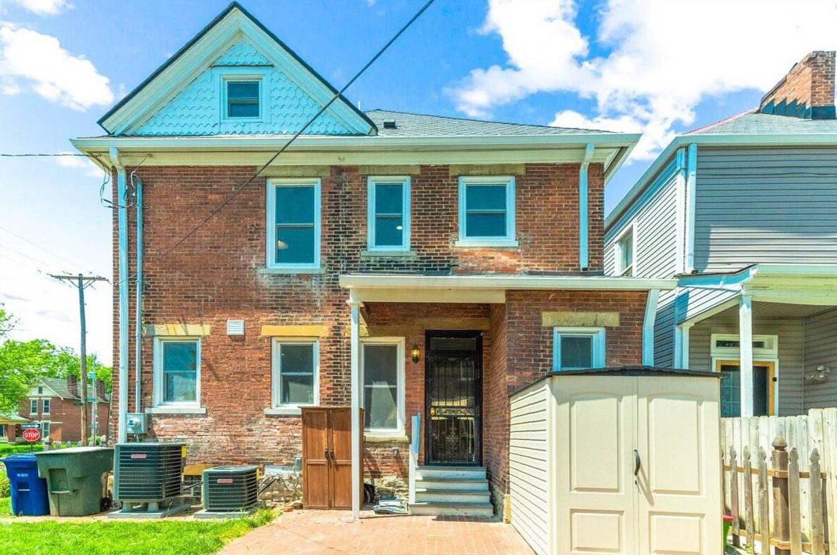 216 Monroe Ave, Columbus OH 43203-1444 exterior