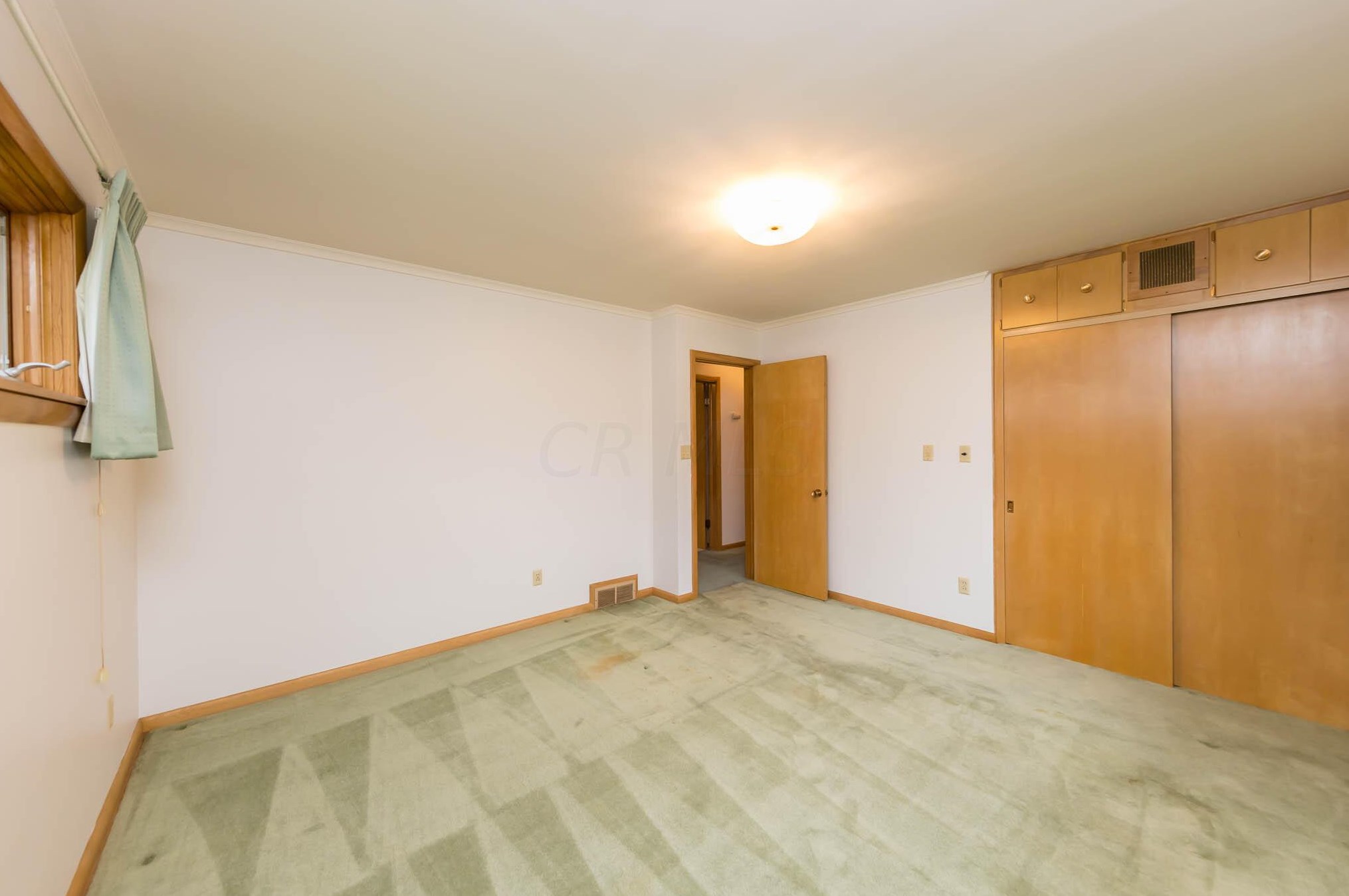 3800 Chevington Rd, Columbus OH 43220-4717 exterior