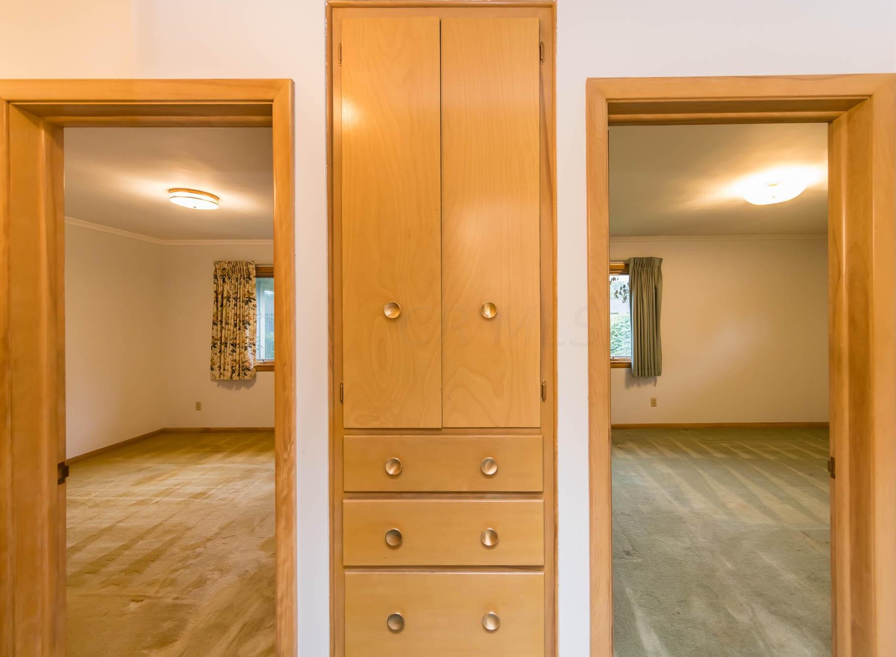 3800 Chevington Rd, Columbus OH 43220-4717 exterior