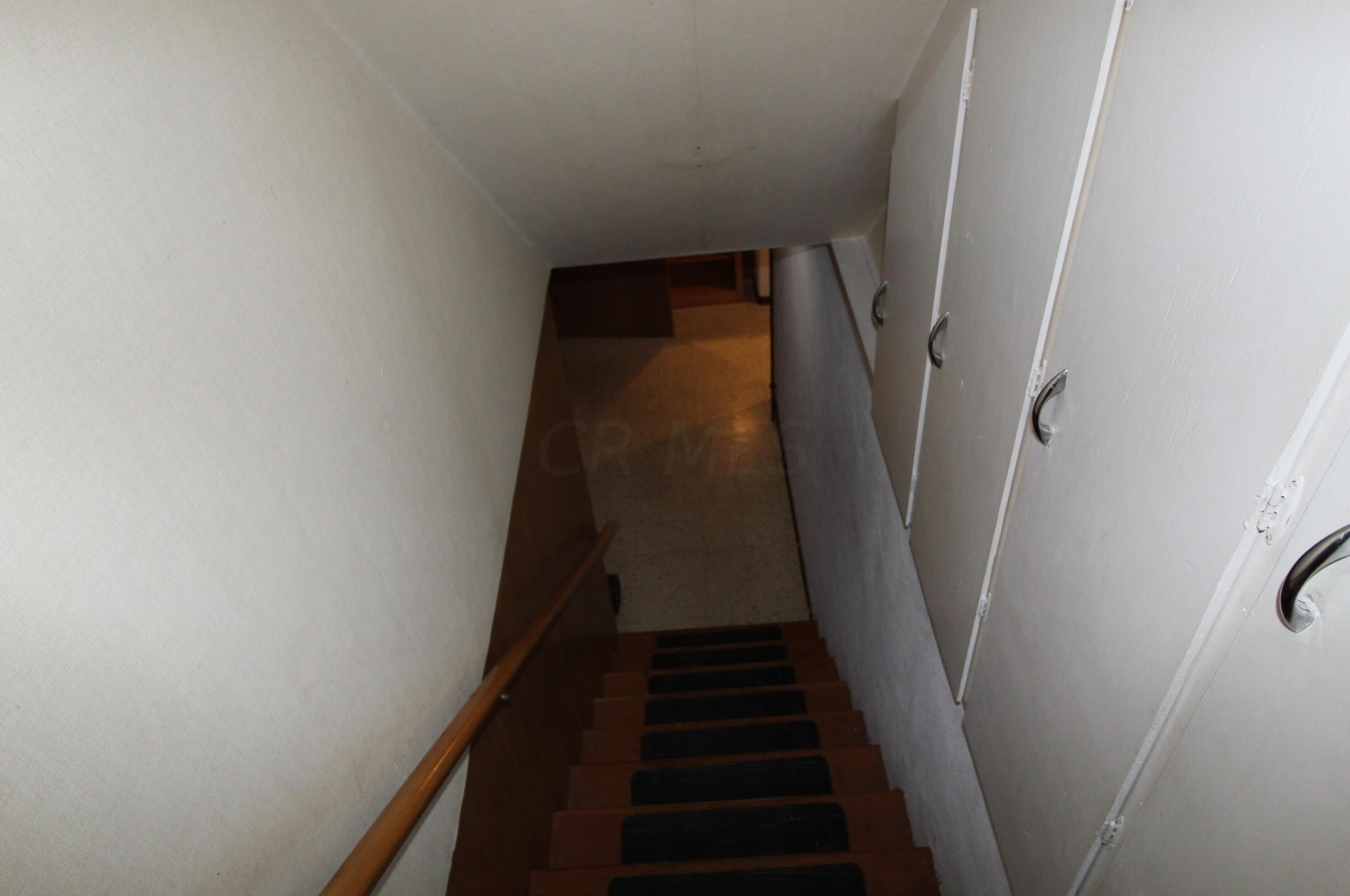 5443 Redwood Rd, Columbus OH 43229-4409 exterior