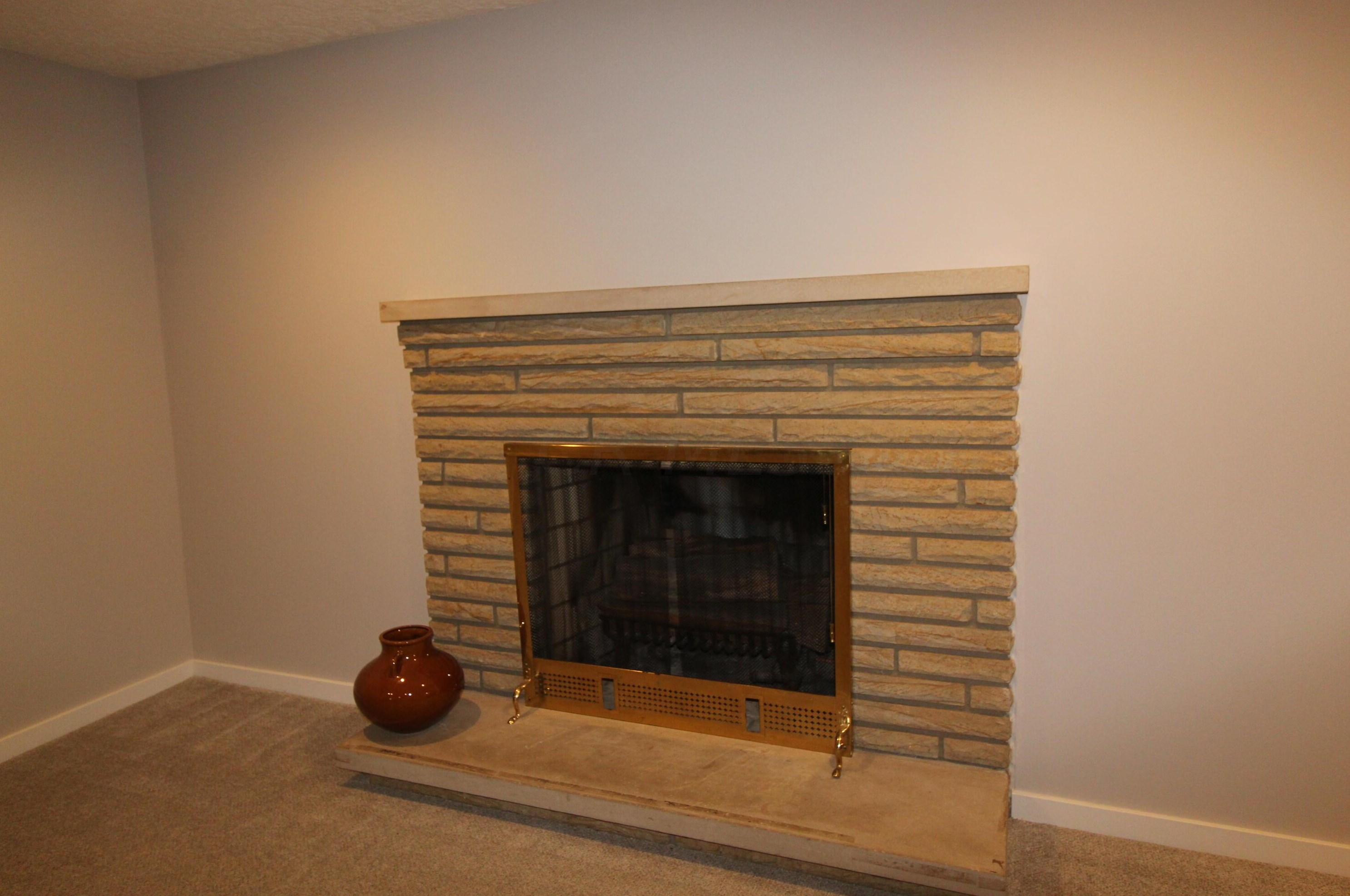 5443 Redwood Rd, Columbus OH 43229-4409 exterior