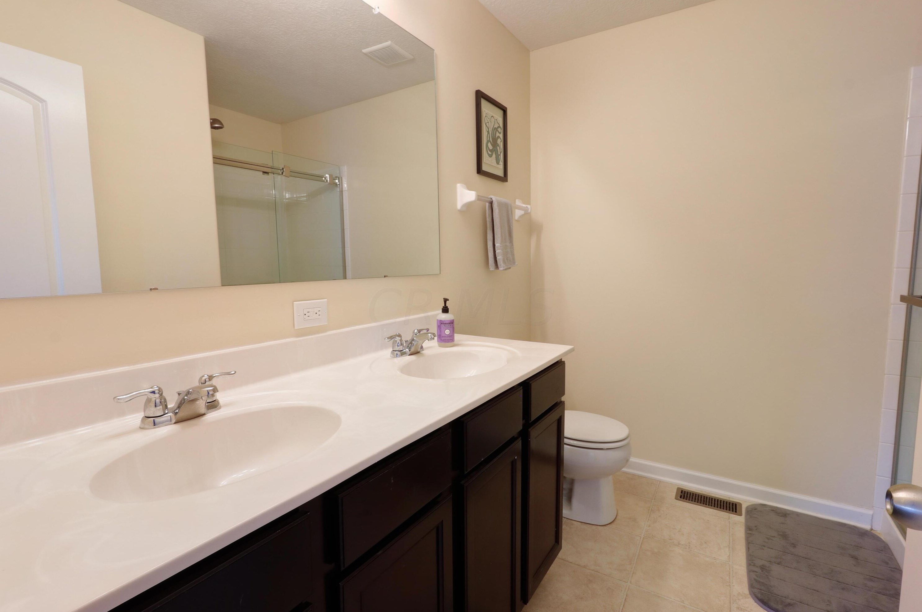 5642 Alliance Way, Columbus OH 43228 exterior